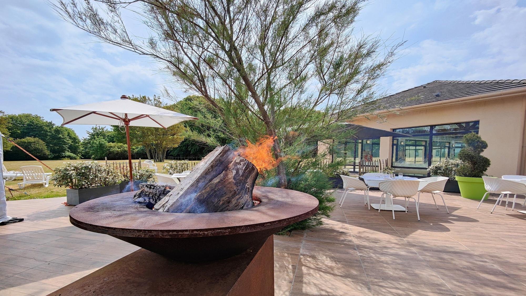 Restaurant Holiday Inn Calais-Coquelles by IHG