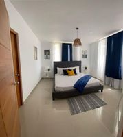 Alquiler Vacacional - Stylish & Comfy Apartment with patio, Pool and beach