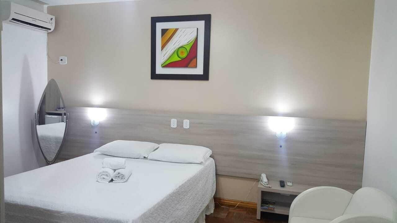 Varios Cristal Executive Hotel