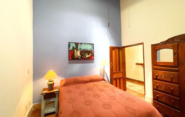Mexican casita en Historic Centre with Private Courtyard and BBQ - Hoteles cerca de Playa Isla de la Piedra en Mazatlán