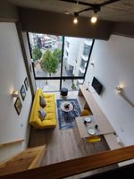 Renta temporal - Loft moderno con vista a los cerros