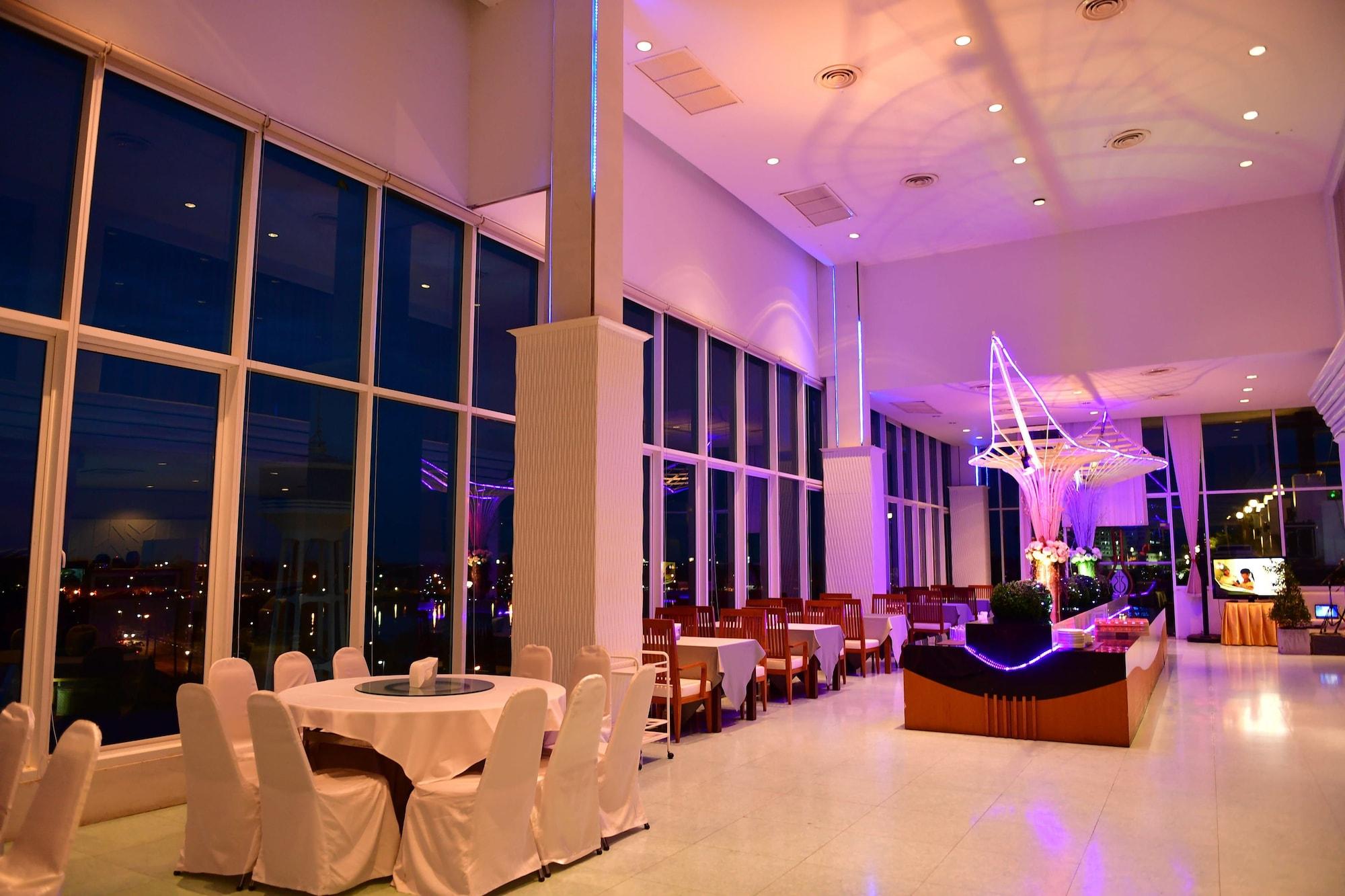 Restaurant Prajaktra Design Hotel