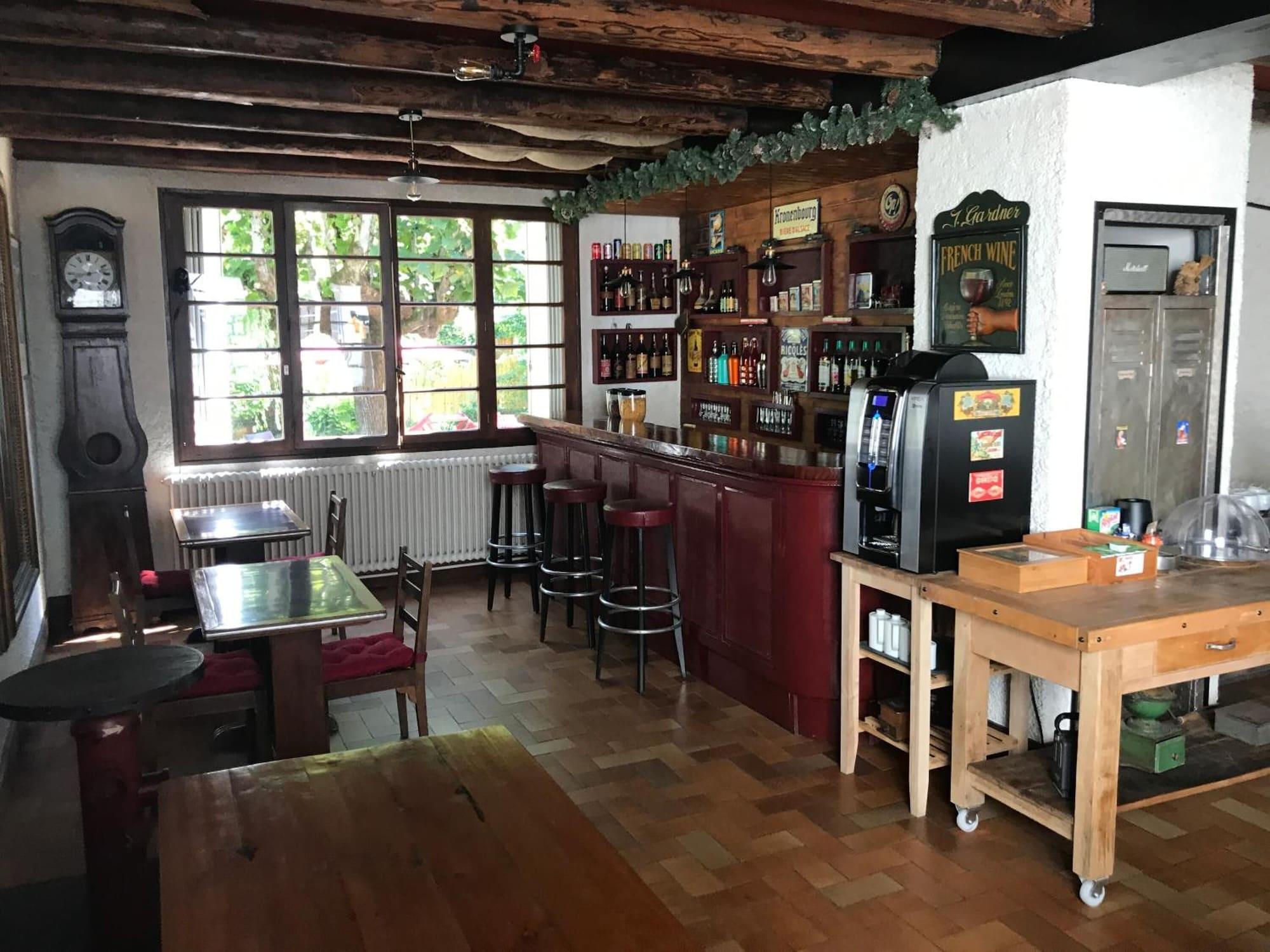 Bar/Salón Aparthotel le petit train