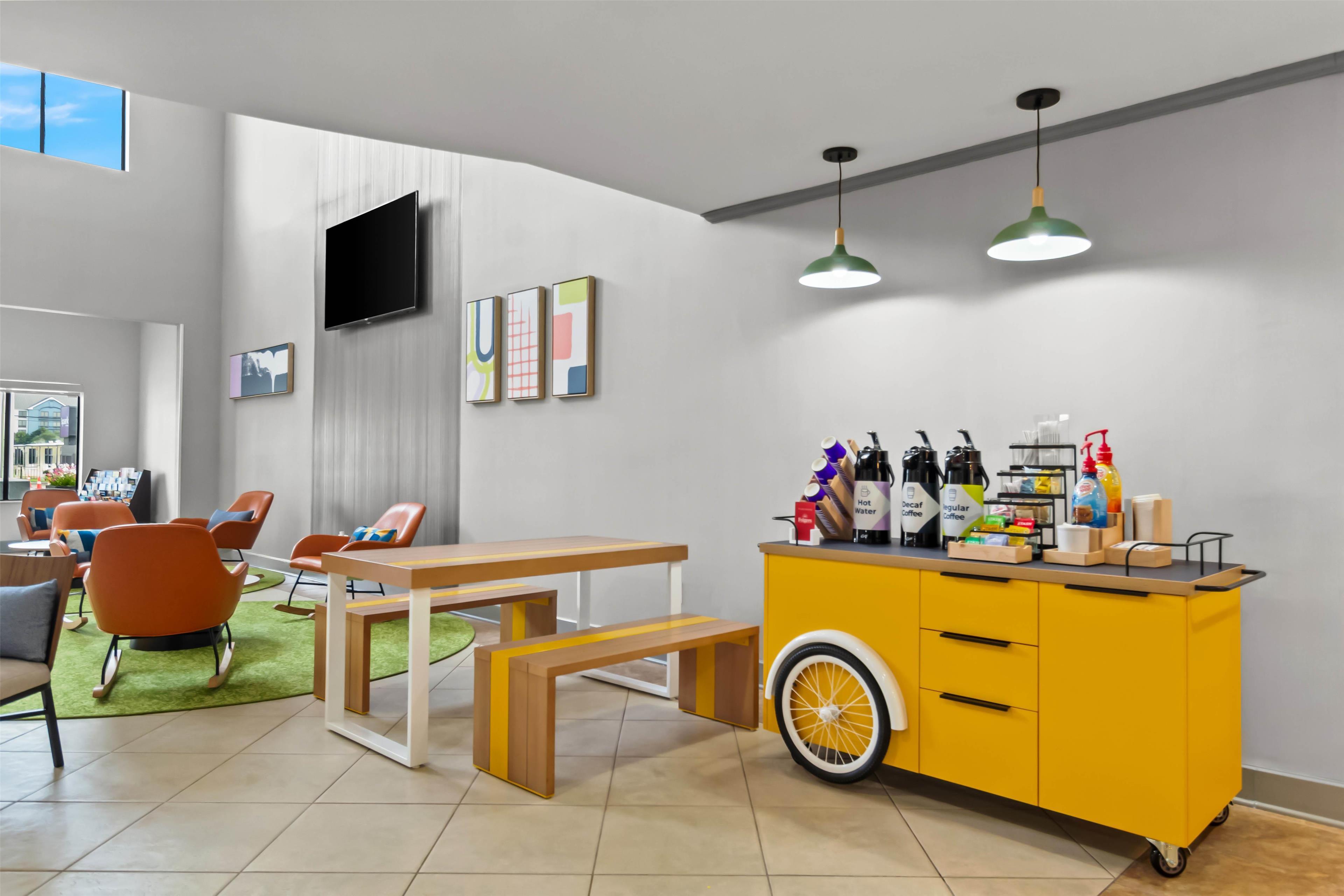 Vista Lobby Spark by Hilton Houston Hobby Airport