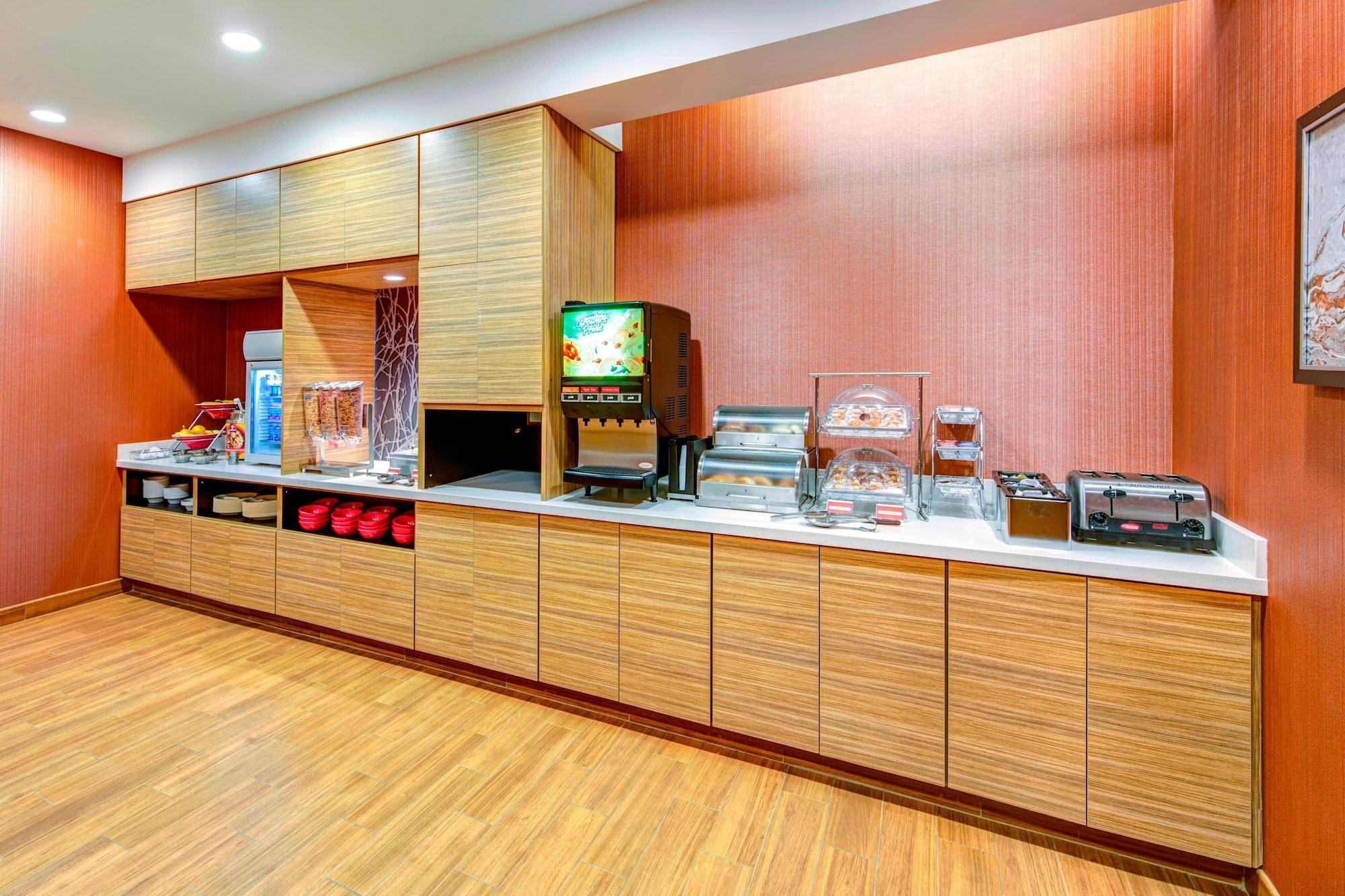 Restaurant Towneplace Suites Big Spring