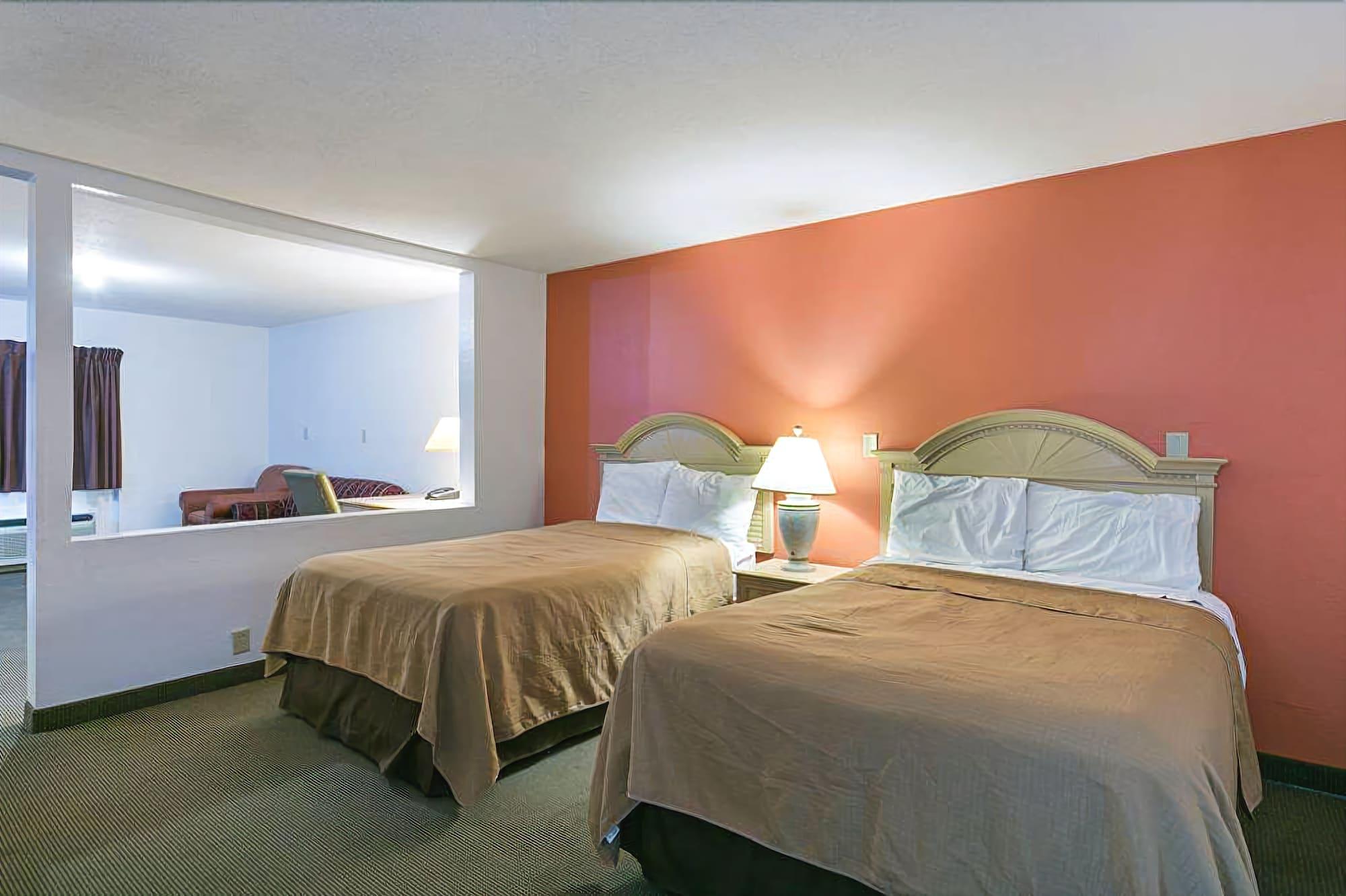 Habitación Rodeway Inn & Suites Enterprise
