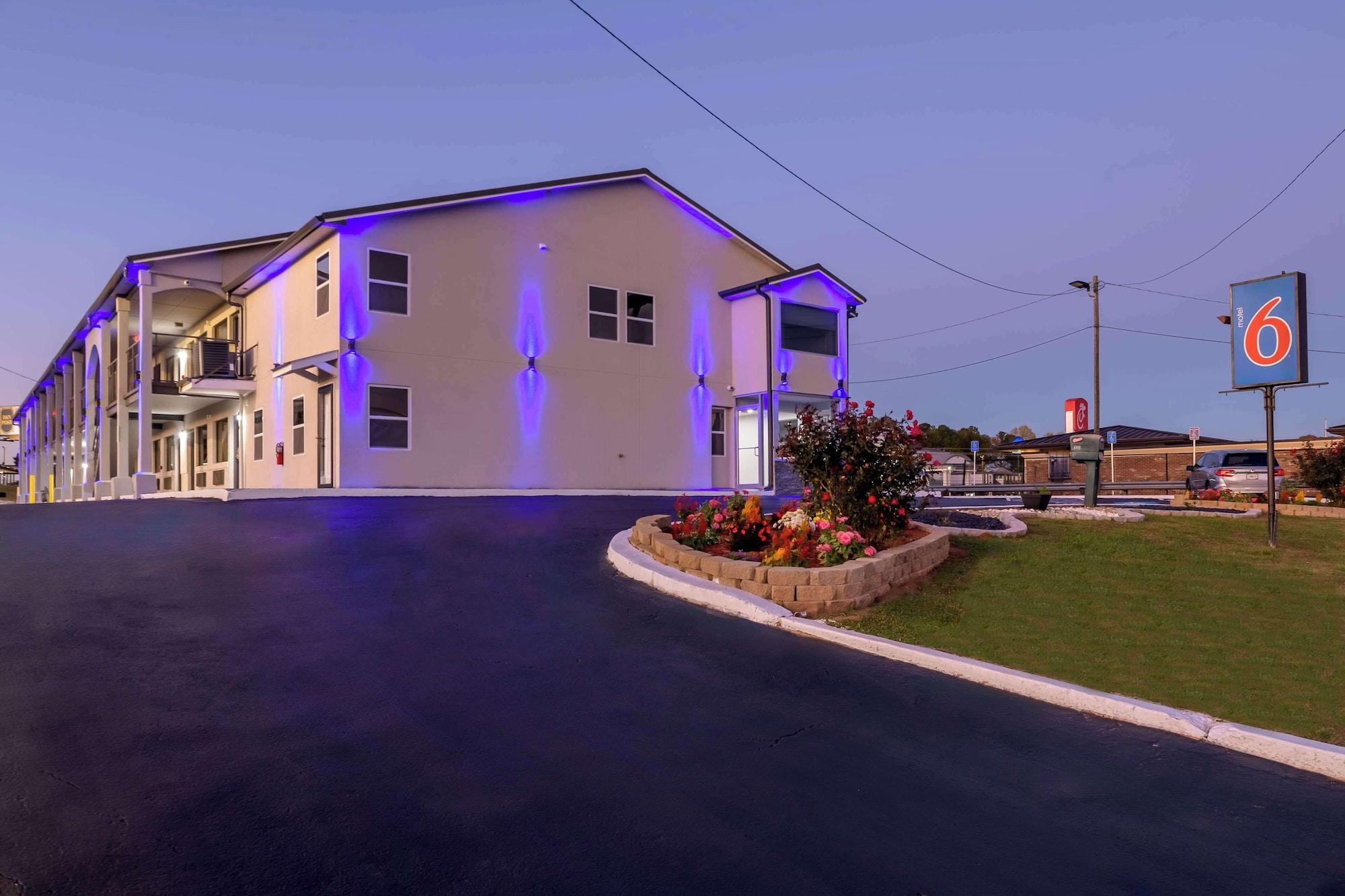 Vista Exterior Motel 6 Commerce, GA