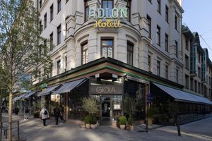 Alojamiento - Elite Hotel Adlon