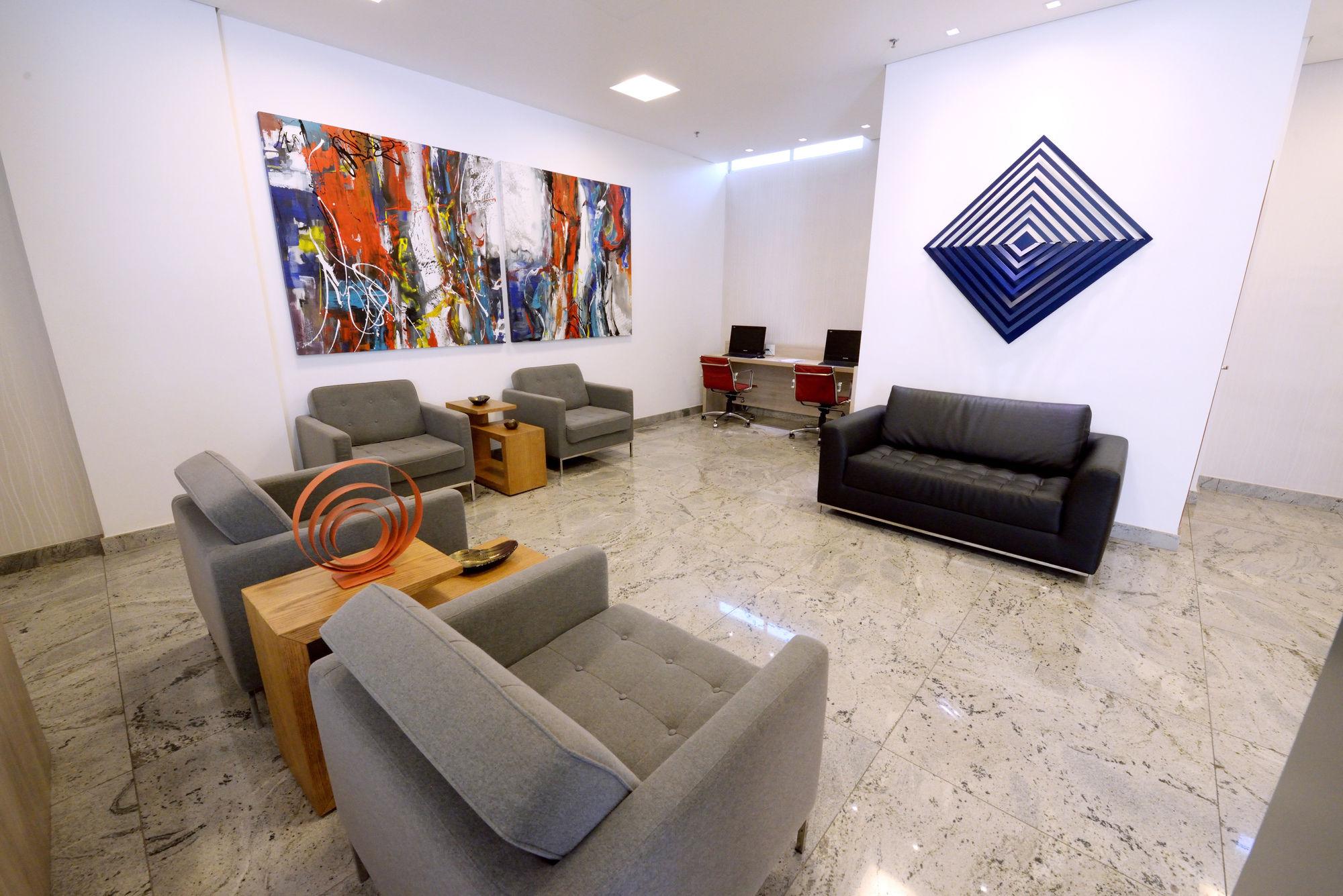 Vista Lobby Allia Gran Pampulha Suites