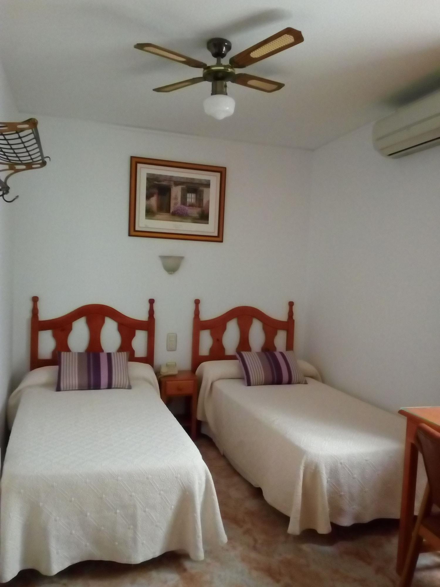 Habitación Hostal Rural Montual