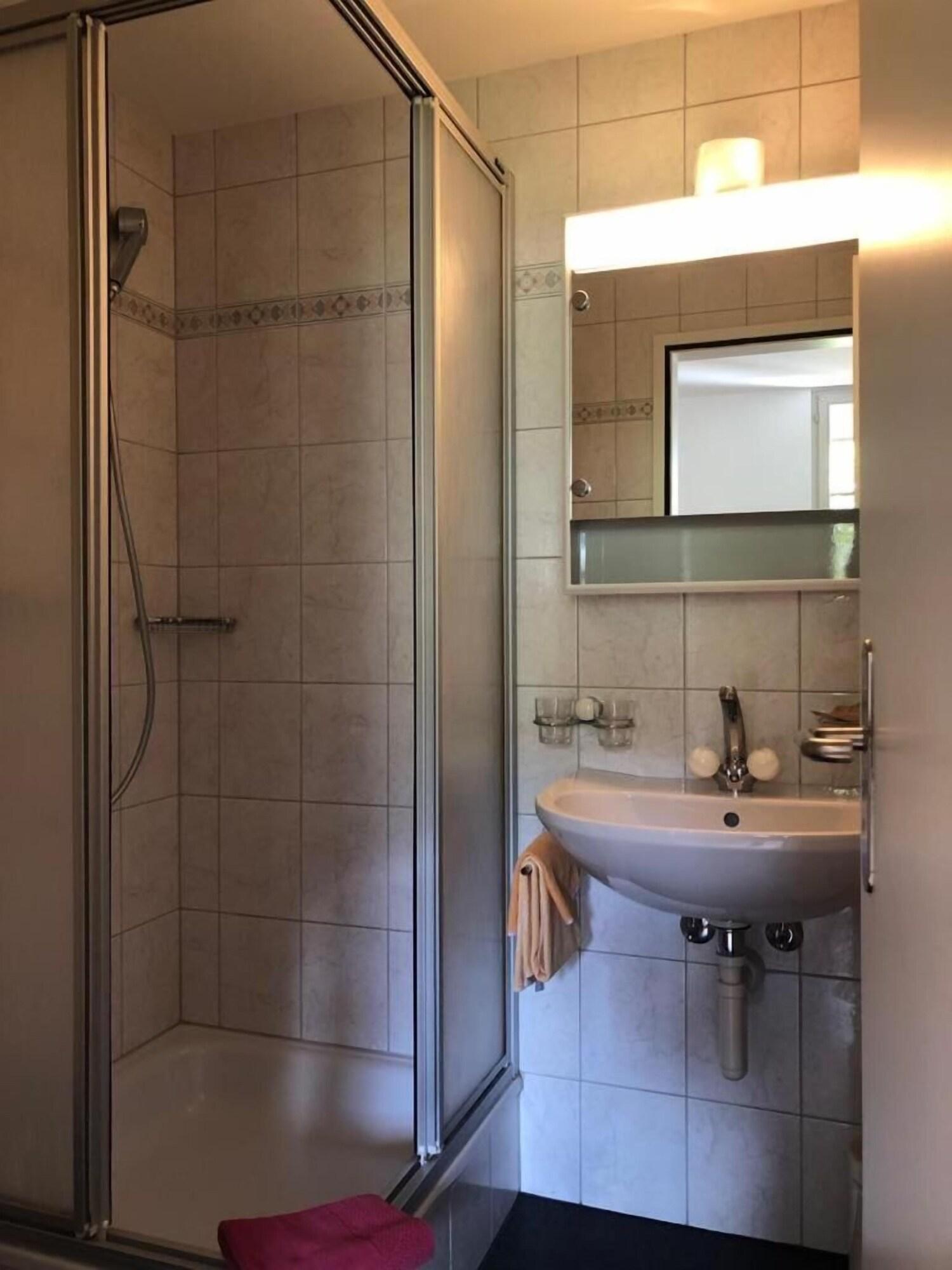 Equipamiento de Habitación Hotel Krone Budget