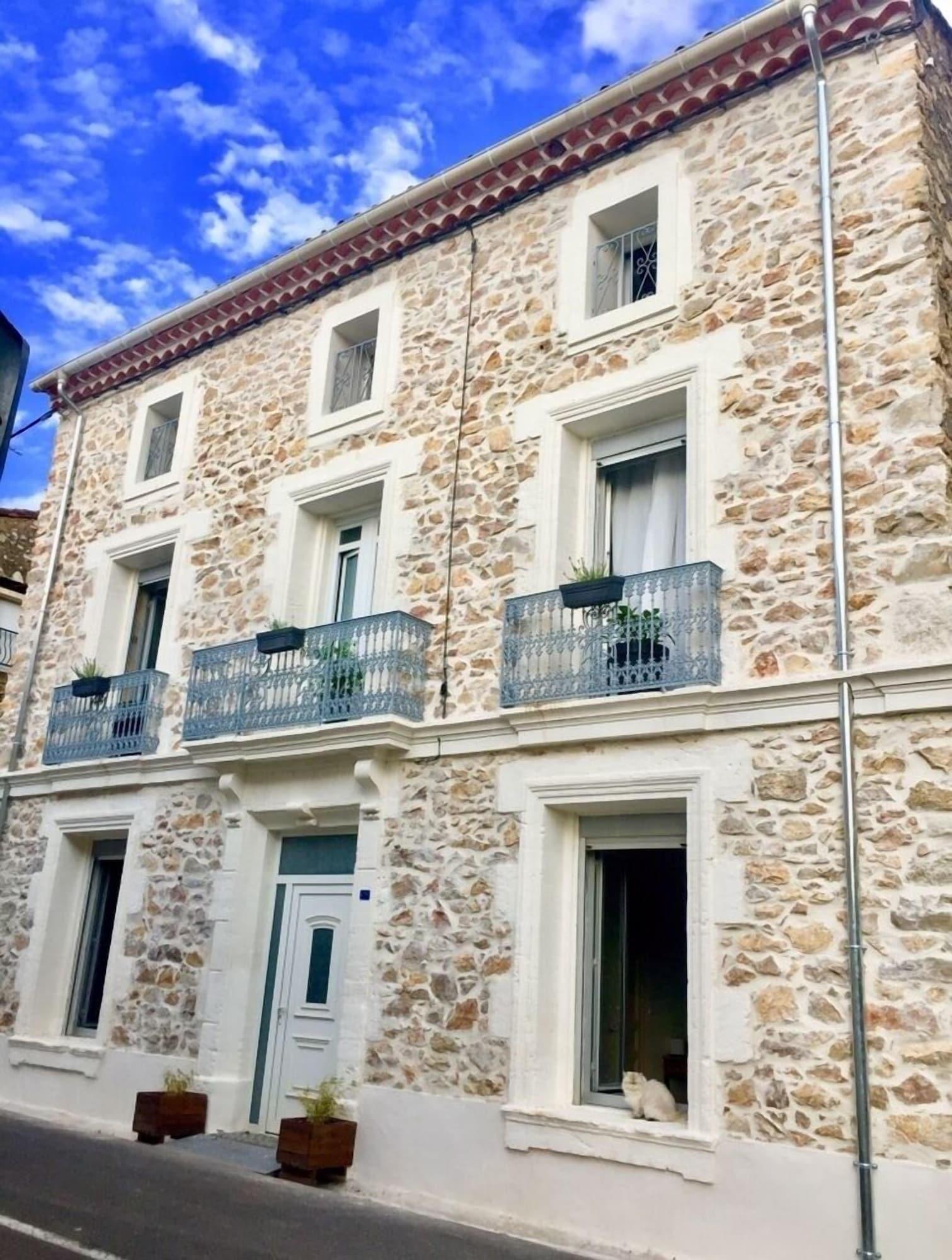 Varios Casa Cessenon