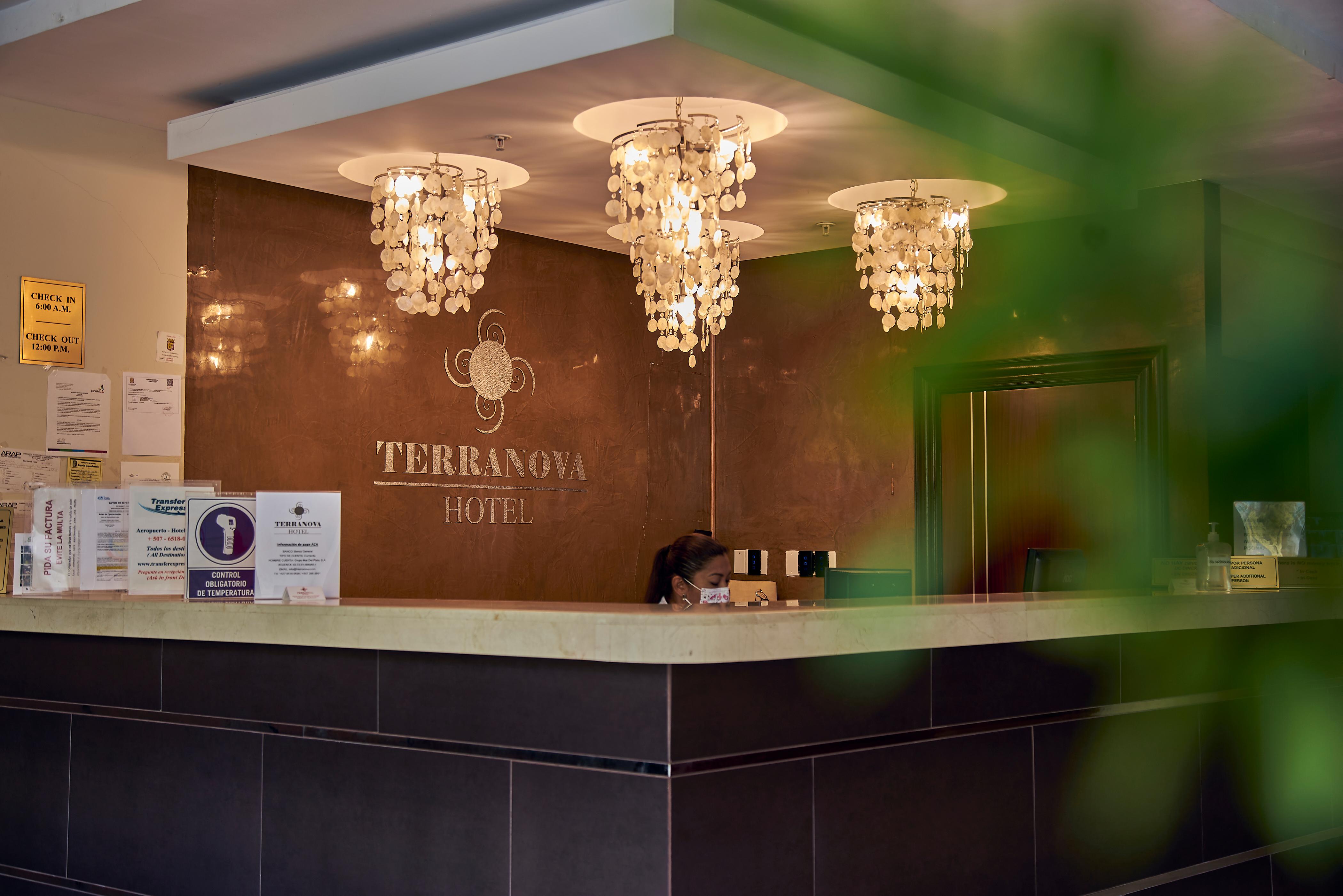 Vista Lobby Hotel Terranova