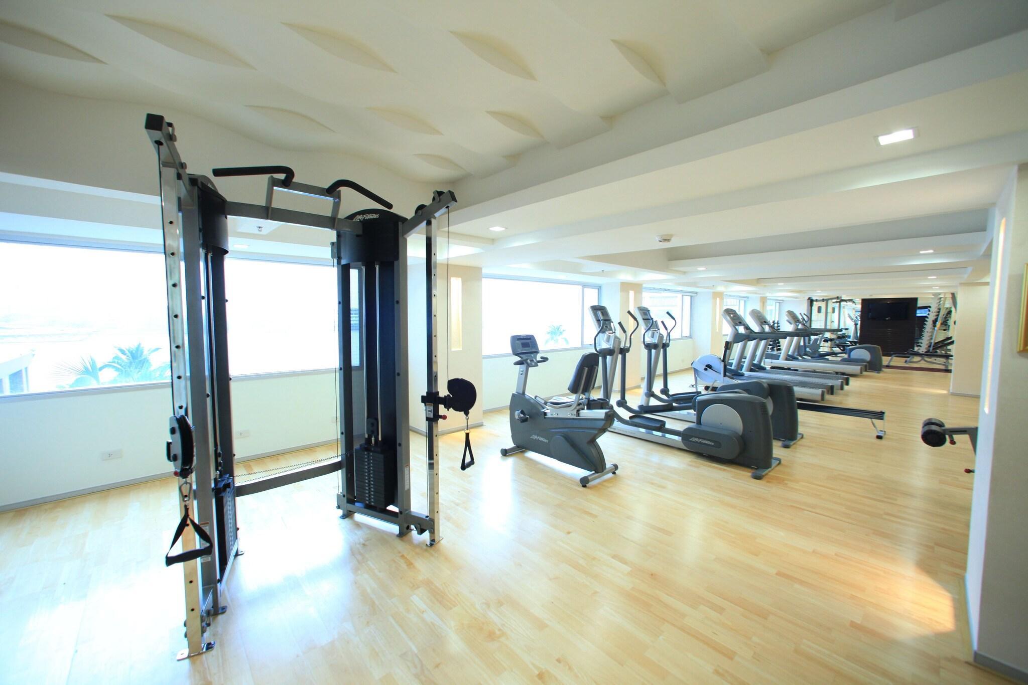 Gimnasio Ramada Plaza by Wyndham Bangkok Menam Riverside