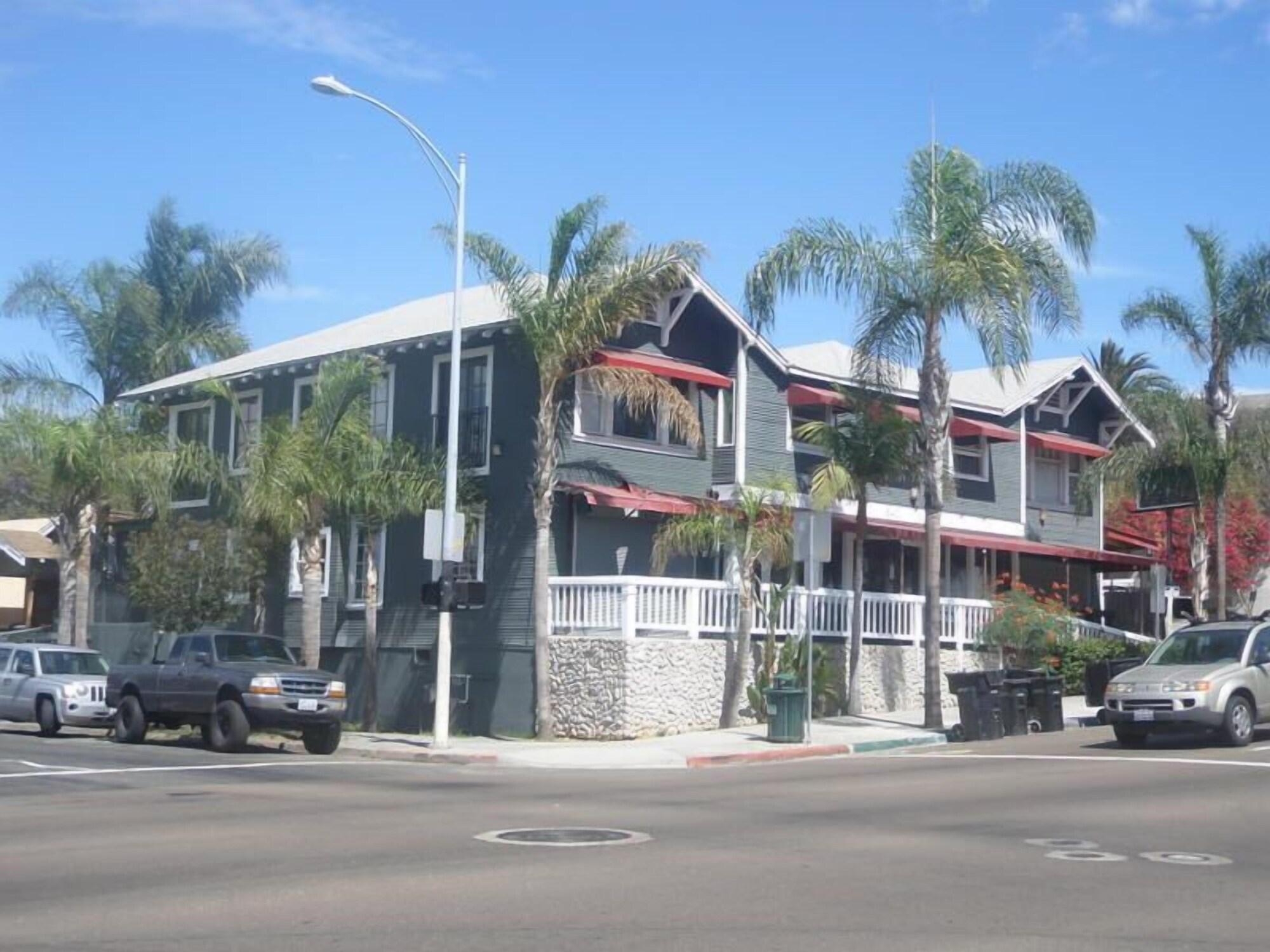 Varios RK Hostel San Diego