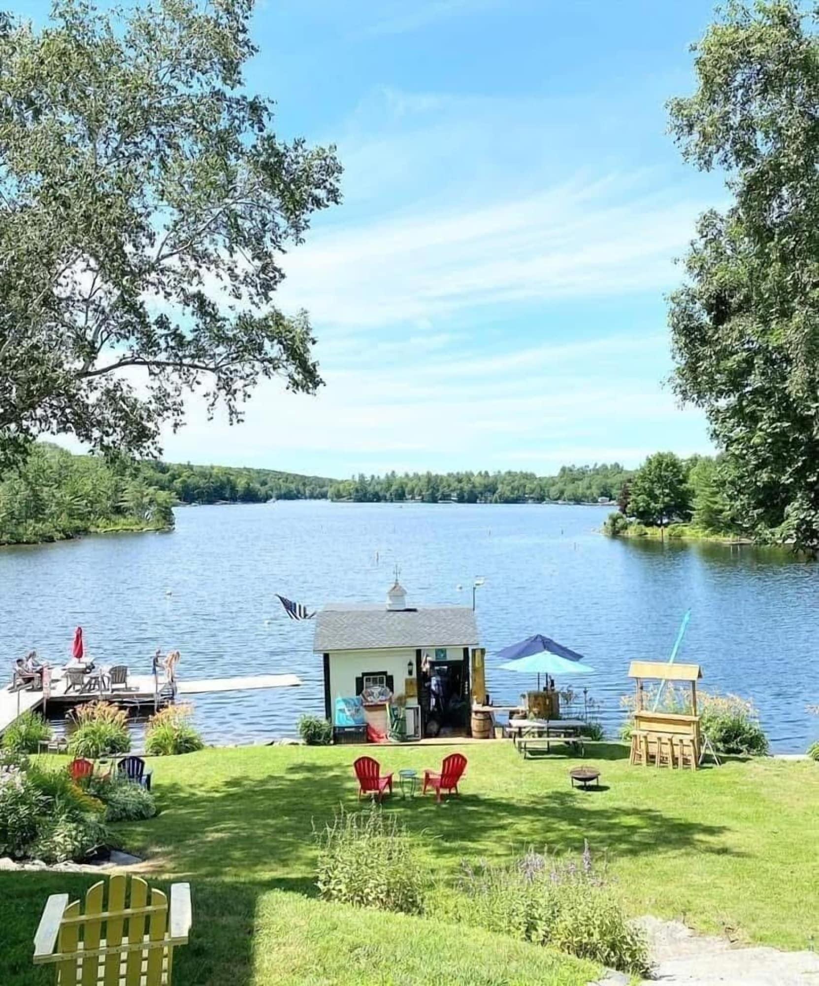 Varios Pressey House Lakeside Bed & Breakfast