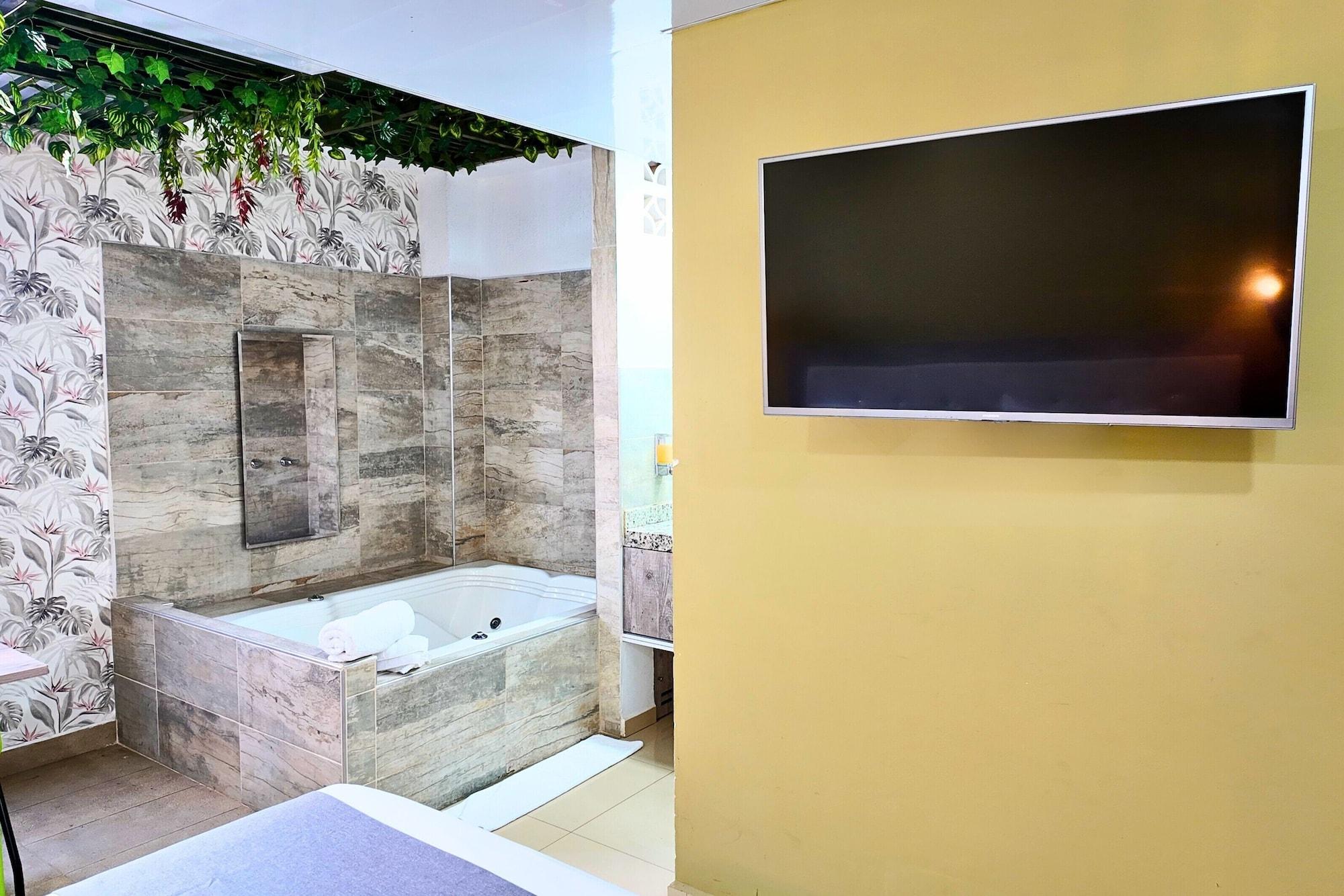 Vista Piscina Hotel Eco Suite