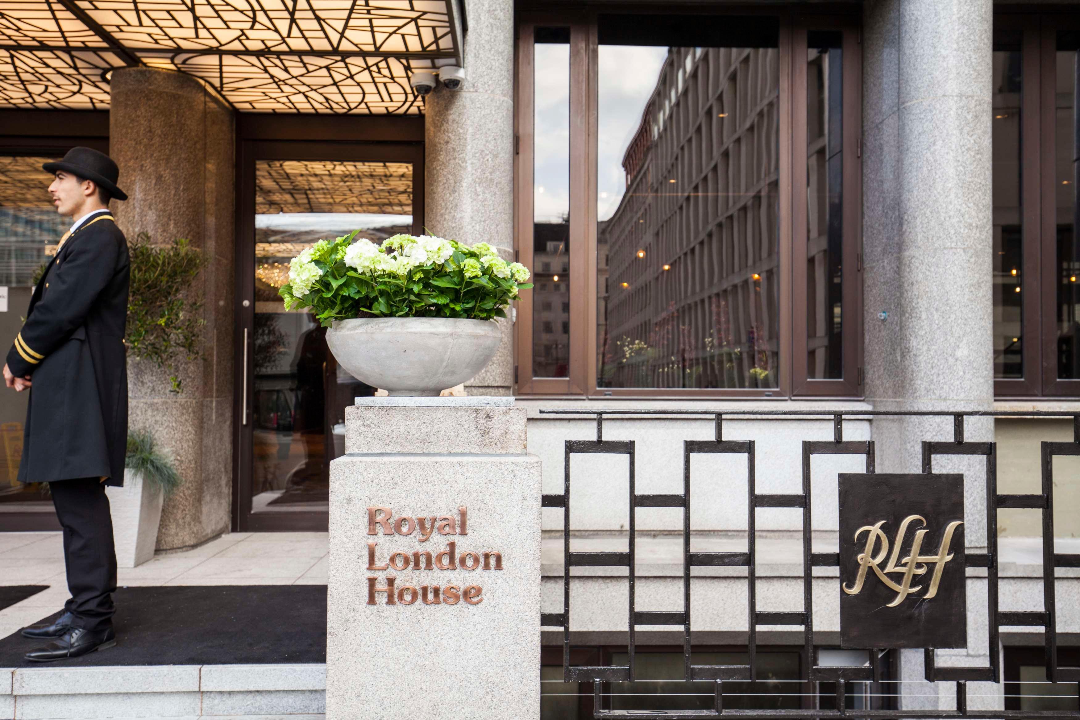 Vista Exterior Montcalm Royal London House, London City