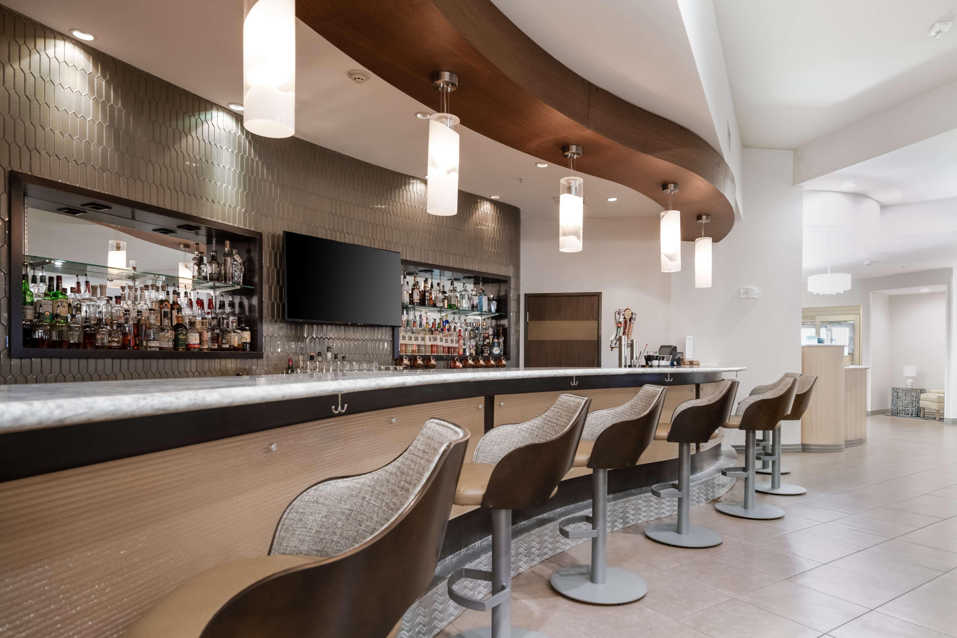 Bar/Salón Best Western Premier Bryan College Station