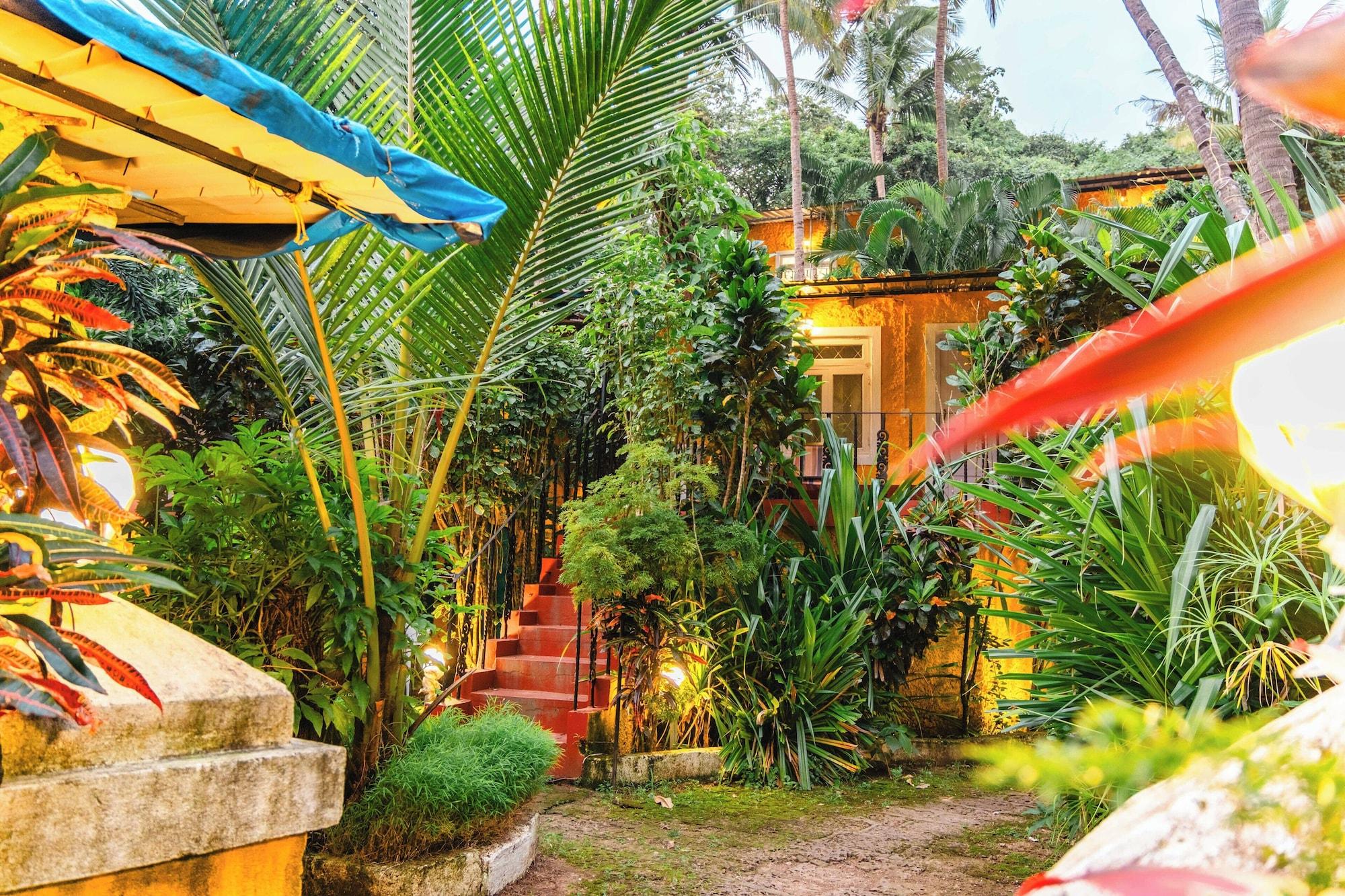 Vista Exterior Palm Beach Lifestyle Resort By Anusaksh