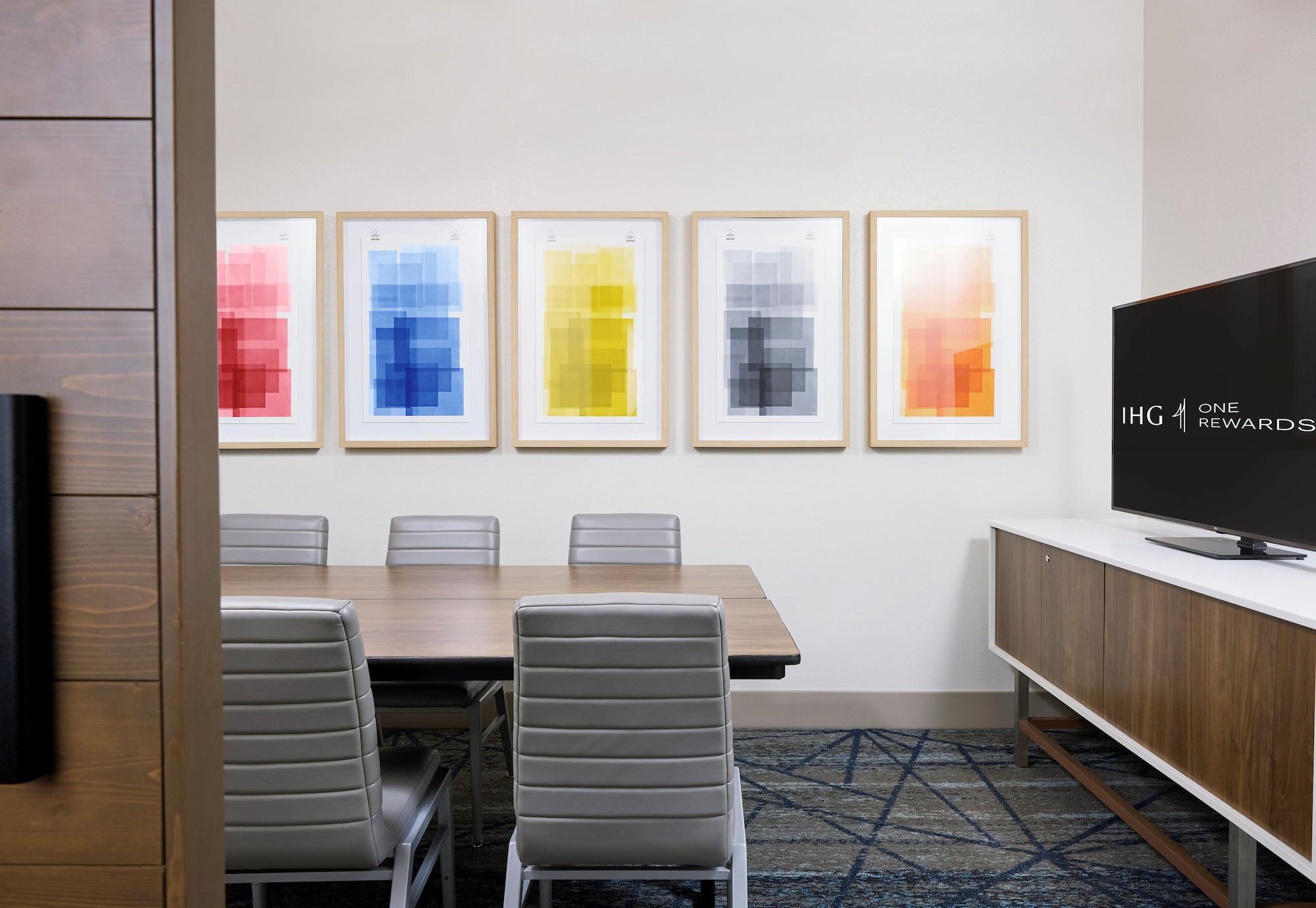 Sala de Reuniones Holiday Inn Express and Suites Muncie Northwest by IHG