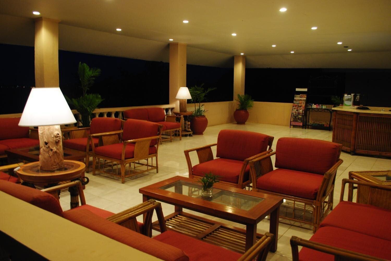 Vista Lobby Almont Beach Resort