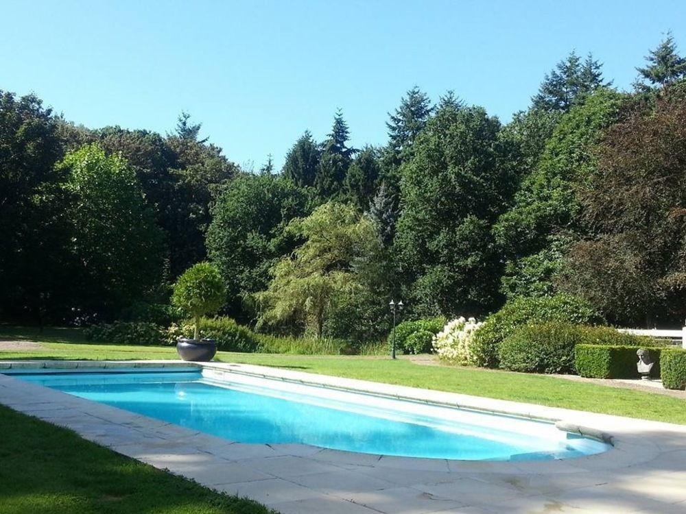 Vista Piscina B&B De Poppelse Hoeve