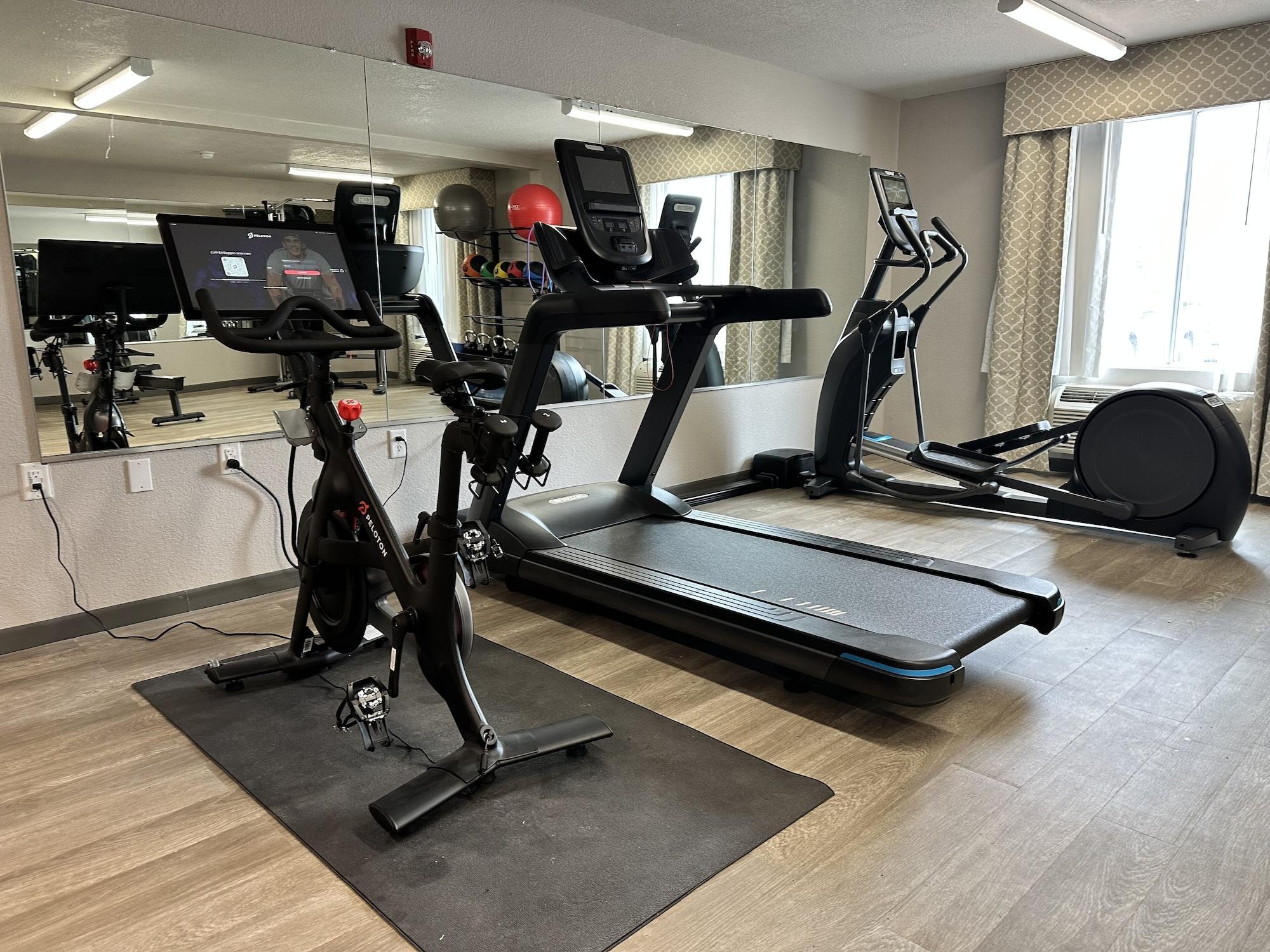 Gimnasio Elevate Hotel at Sierra Blanca Ruidoso, Ascend Hotel Collection