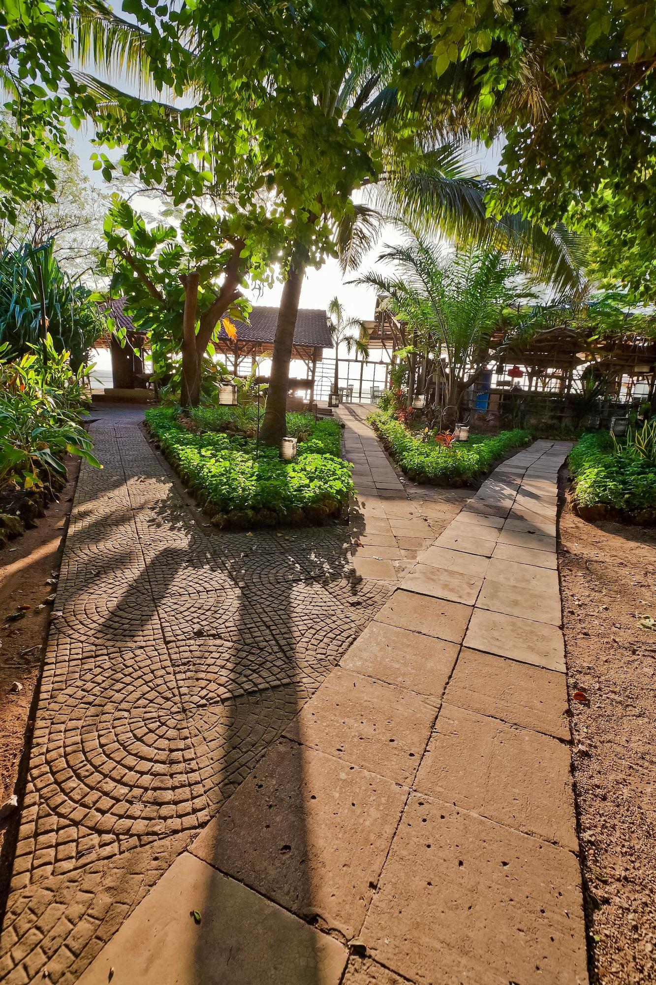 Vista Lobby Mediterraneo Hotel & Restaurant