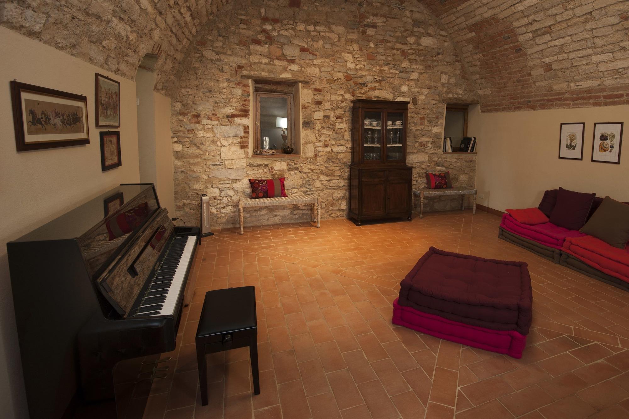 Vista Lobby Antico Granaione