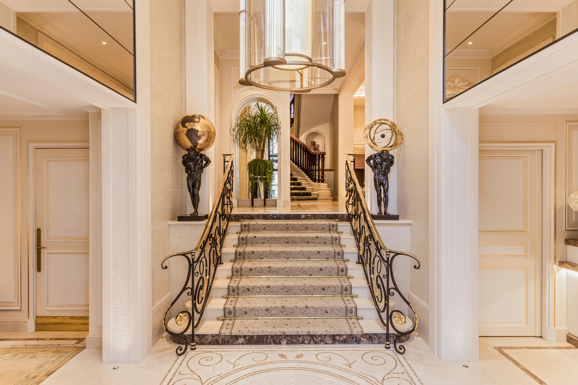 Vista Lobby Hôtel San Régis
