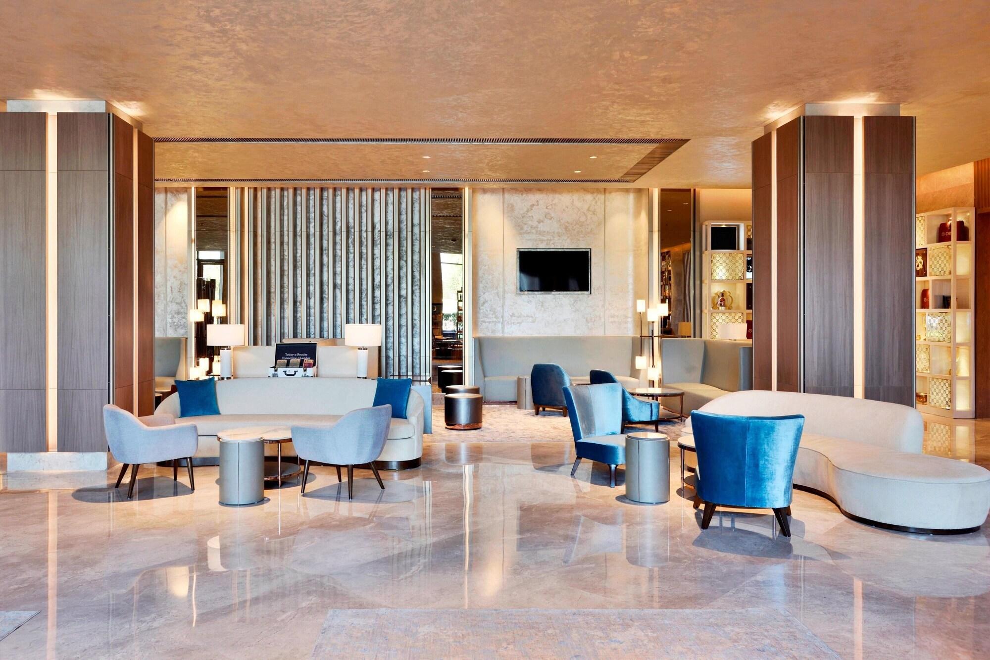Vista Lobby Indore Marriott Hotel
