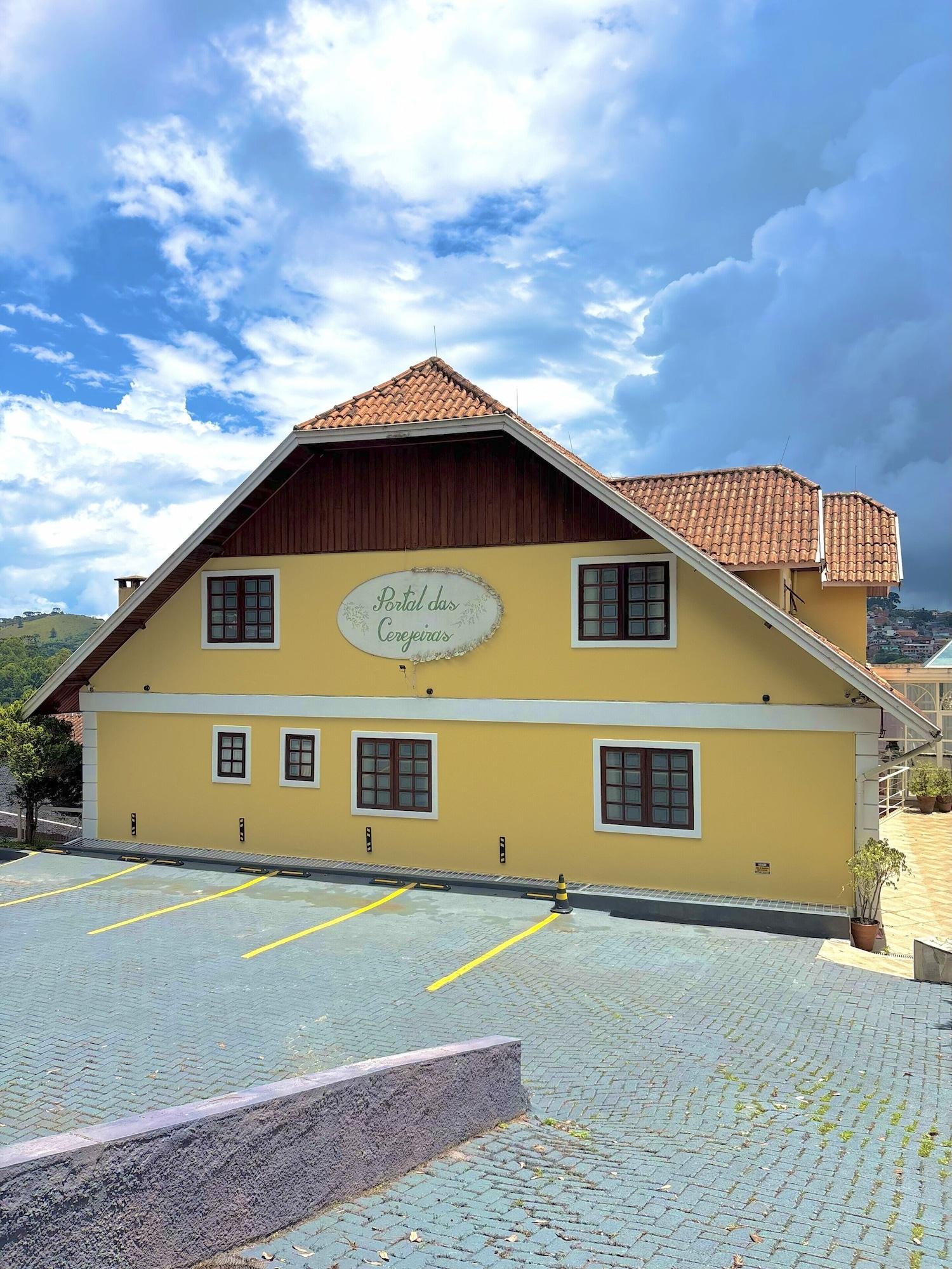 Vista Lobby Pousada Portal das Cerejeiras