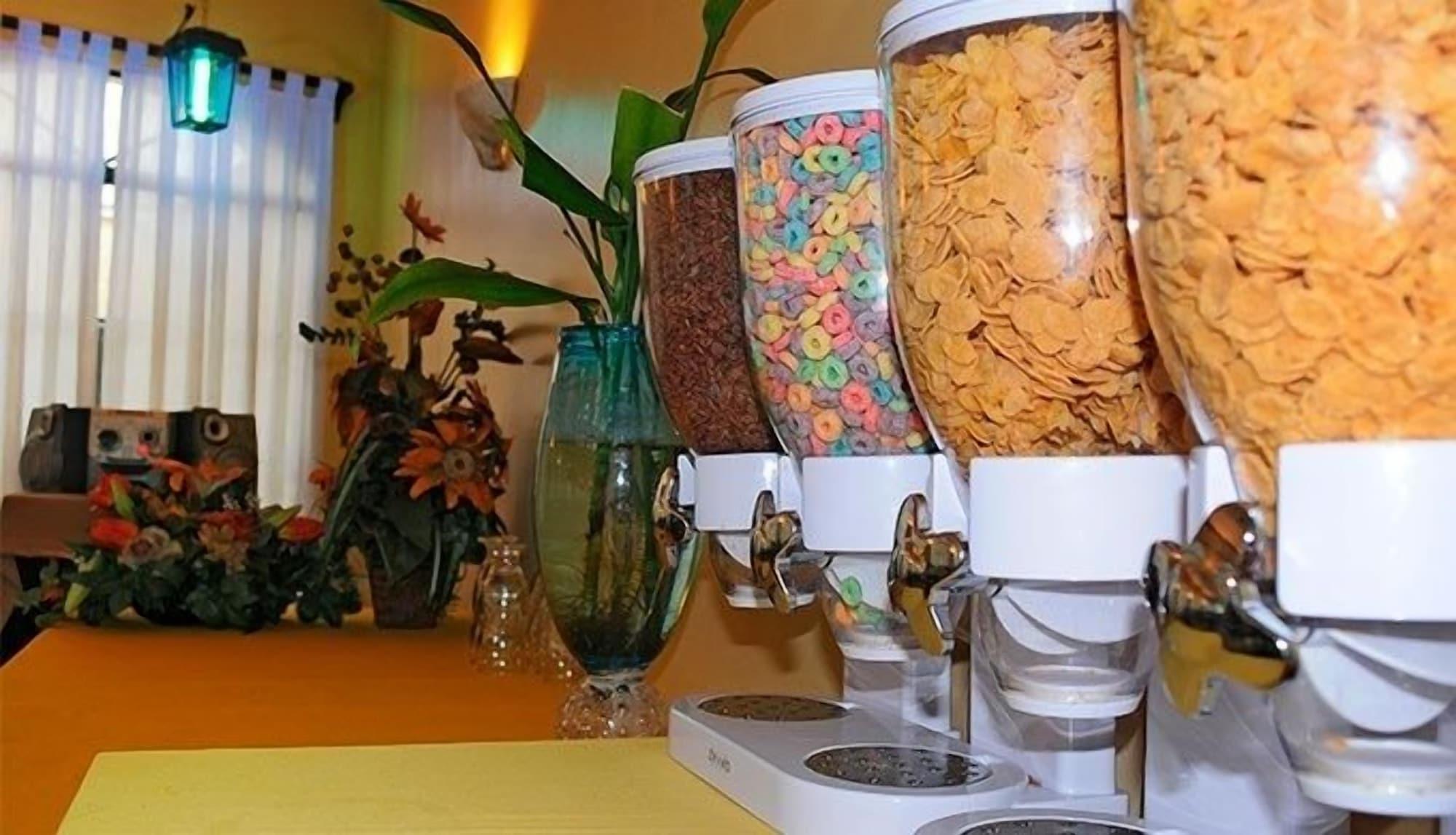 Restaurant Aparthotel Villa Nuria