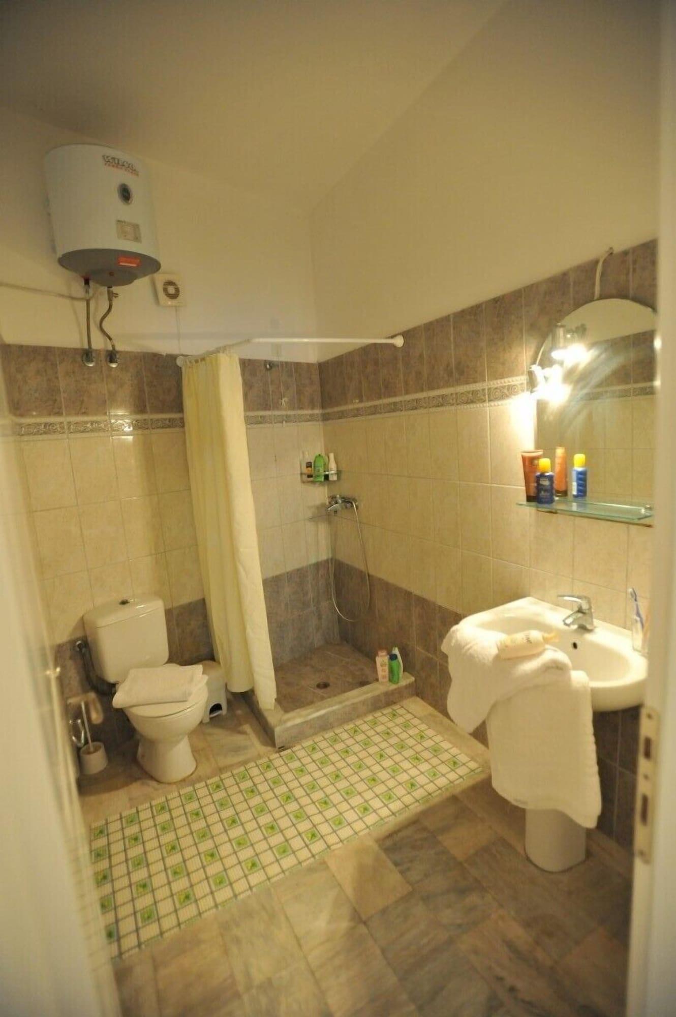 Equipamiento de Habitación Saint Spiridon Hotel