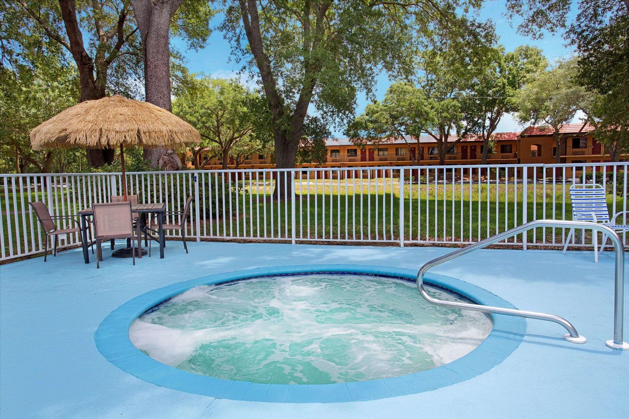 Hotel Travelodge Suites by Wyndham Kissimmee Orange
