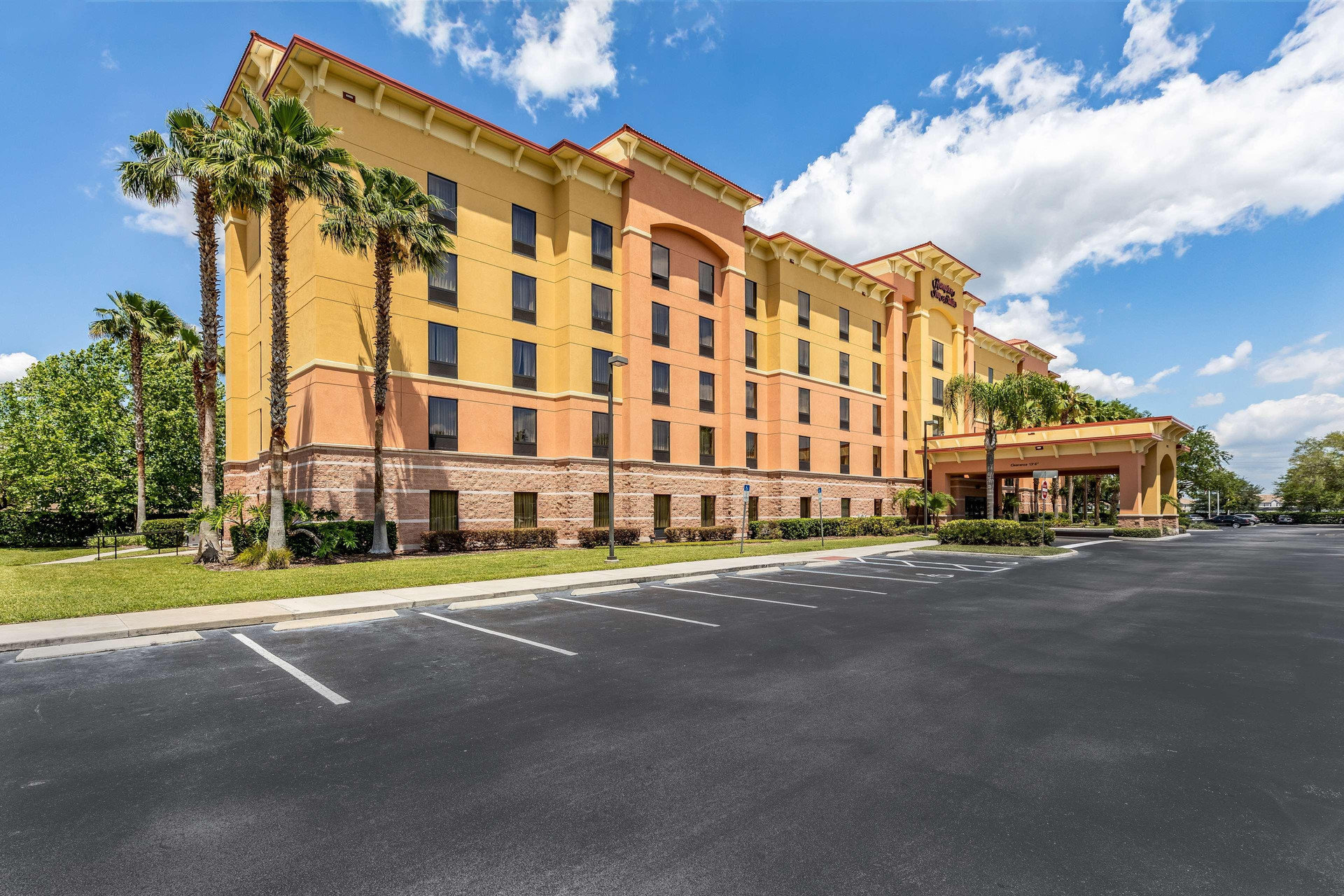 Vista Exterior Hampton Inn & Suites Orlando-South Lake Buena Vista