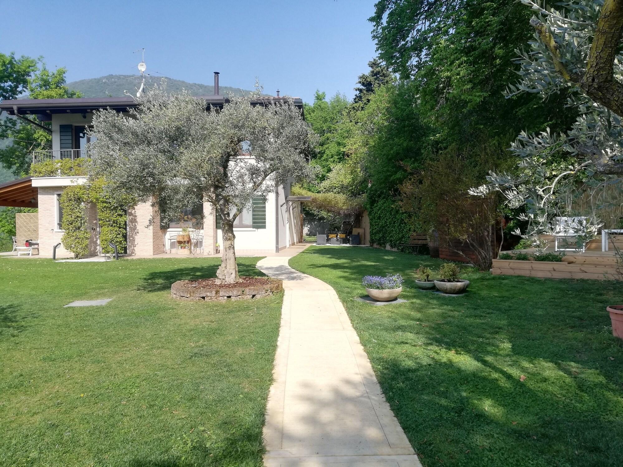 Vista Exterior B&B Al Sentiero