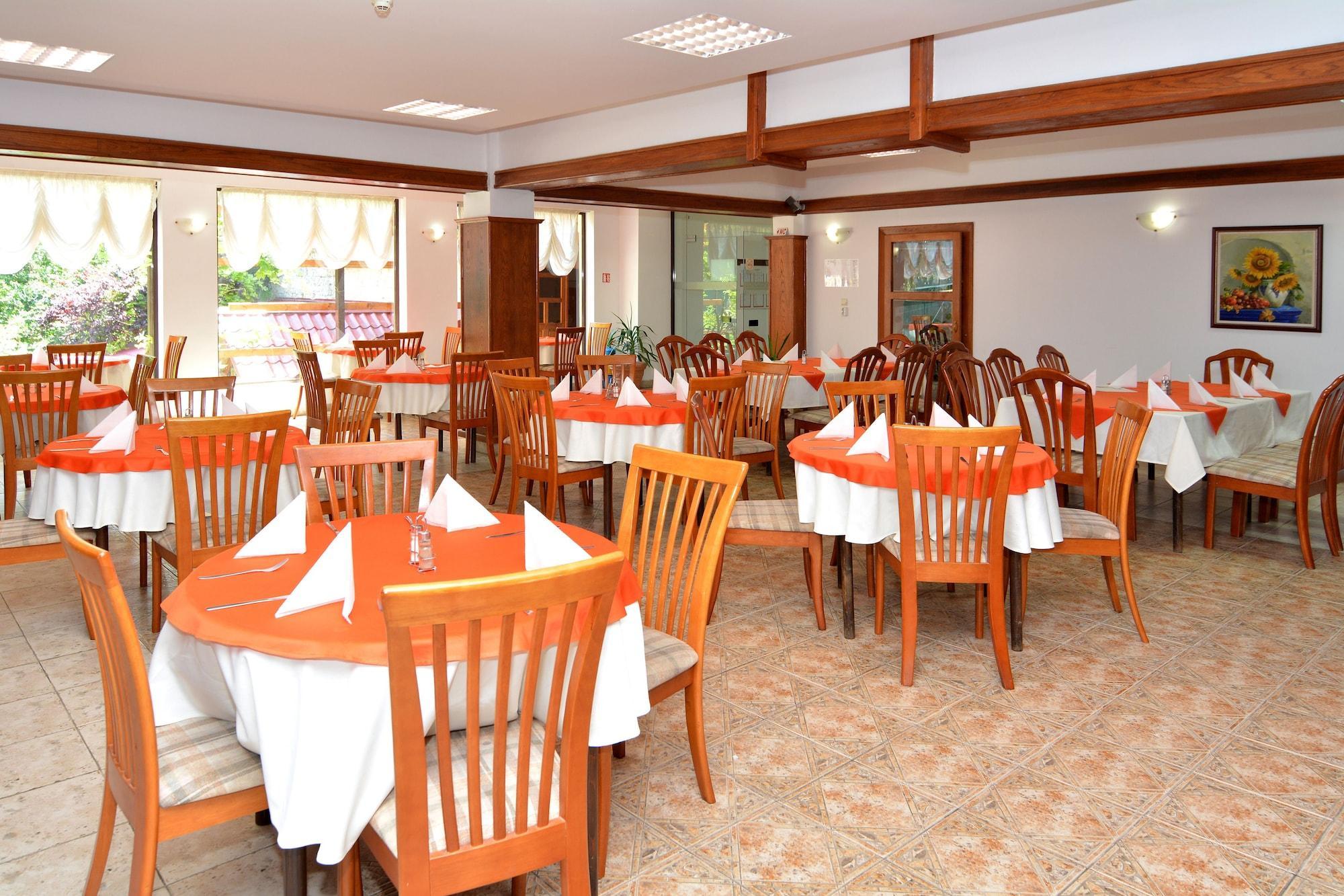 Restaurant Estreya Palace & Residence
