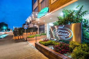 Alojamiento - Hotel Platinum Suite