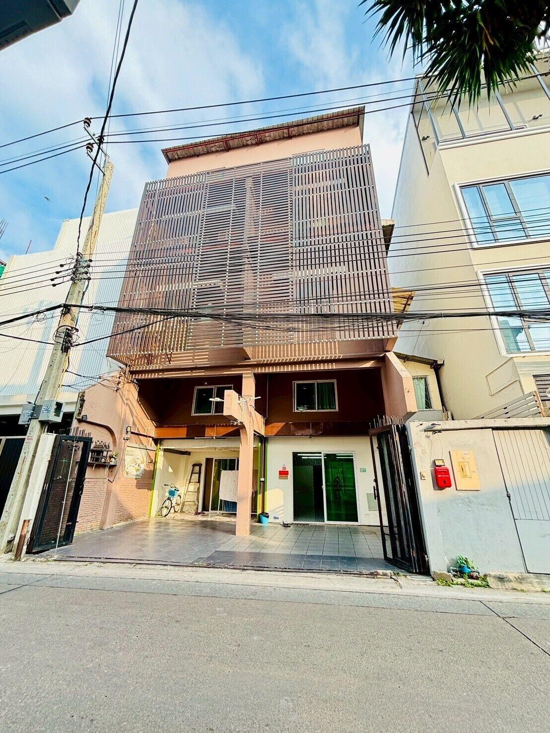 Vista Exterior BKK Rama3 Guest House