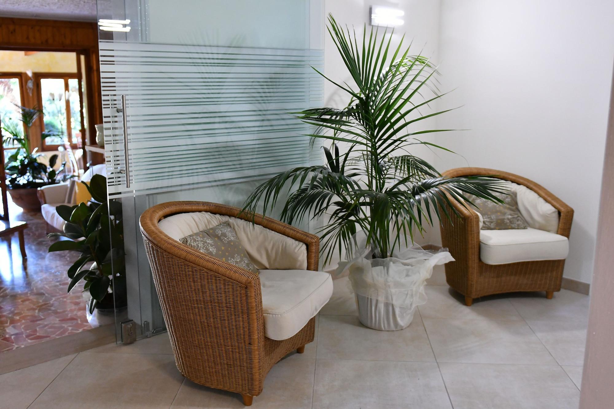 Vista Lobby Hotel La Rosa del Tirreno