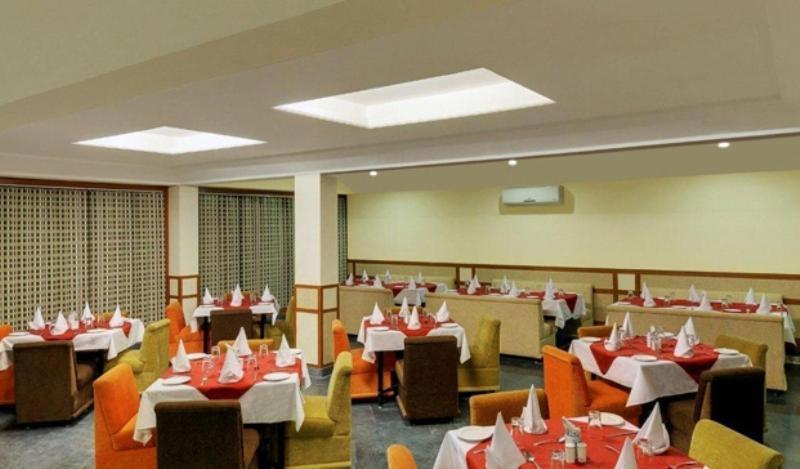 Restaurant Club Mahindra Jaisalmer