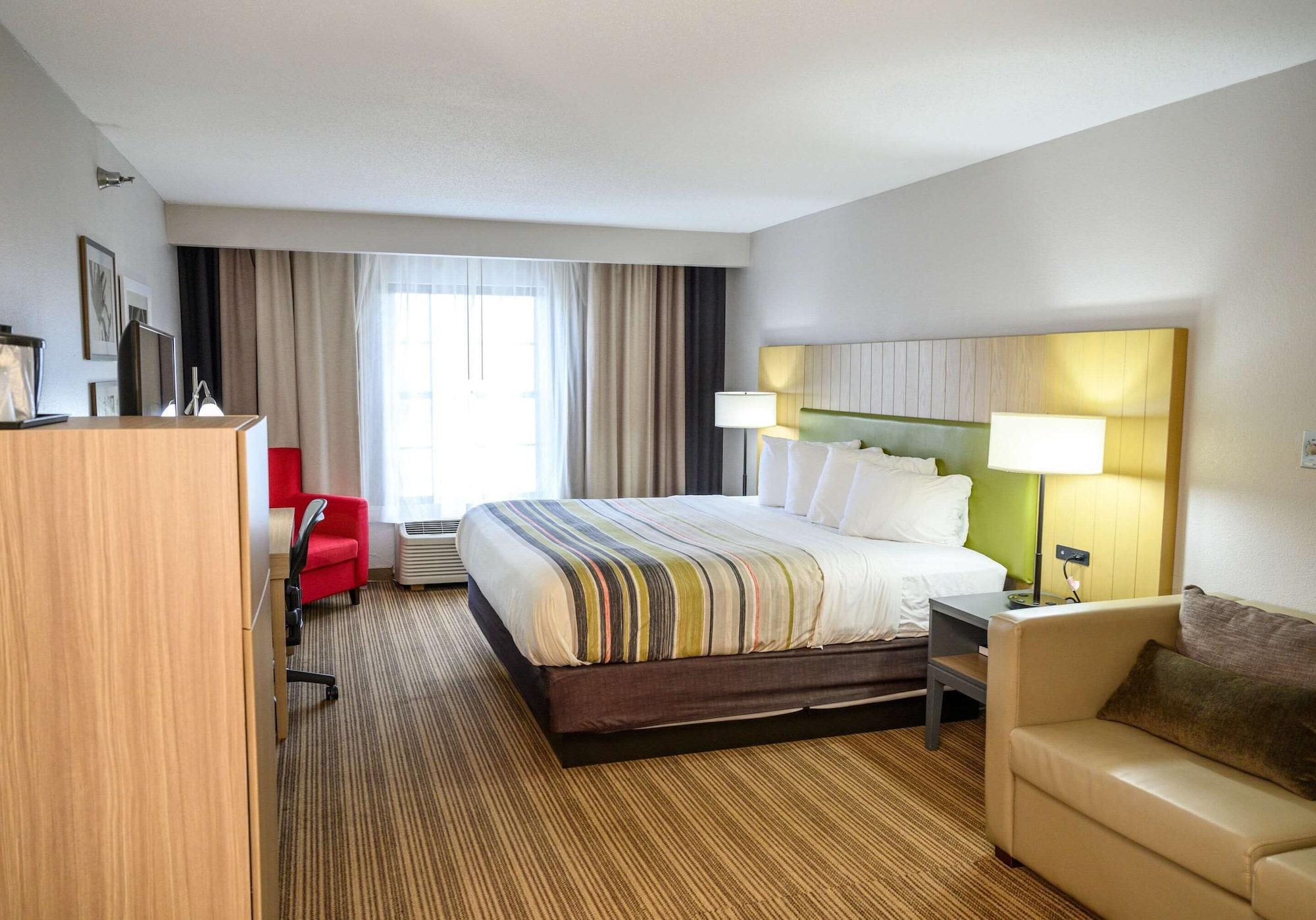 Habitación Country Inn & Suites by Radisson, Greenfield, IN