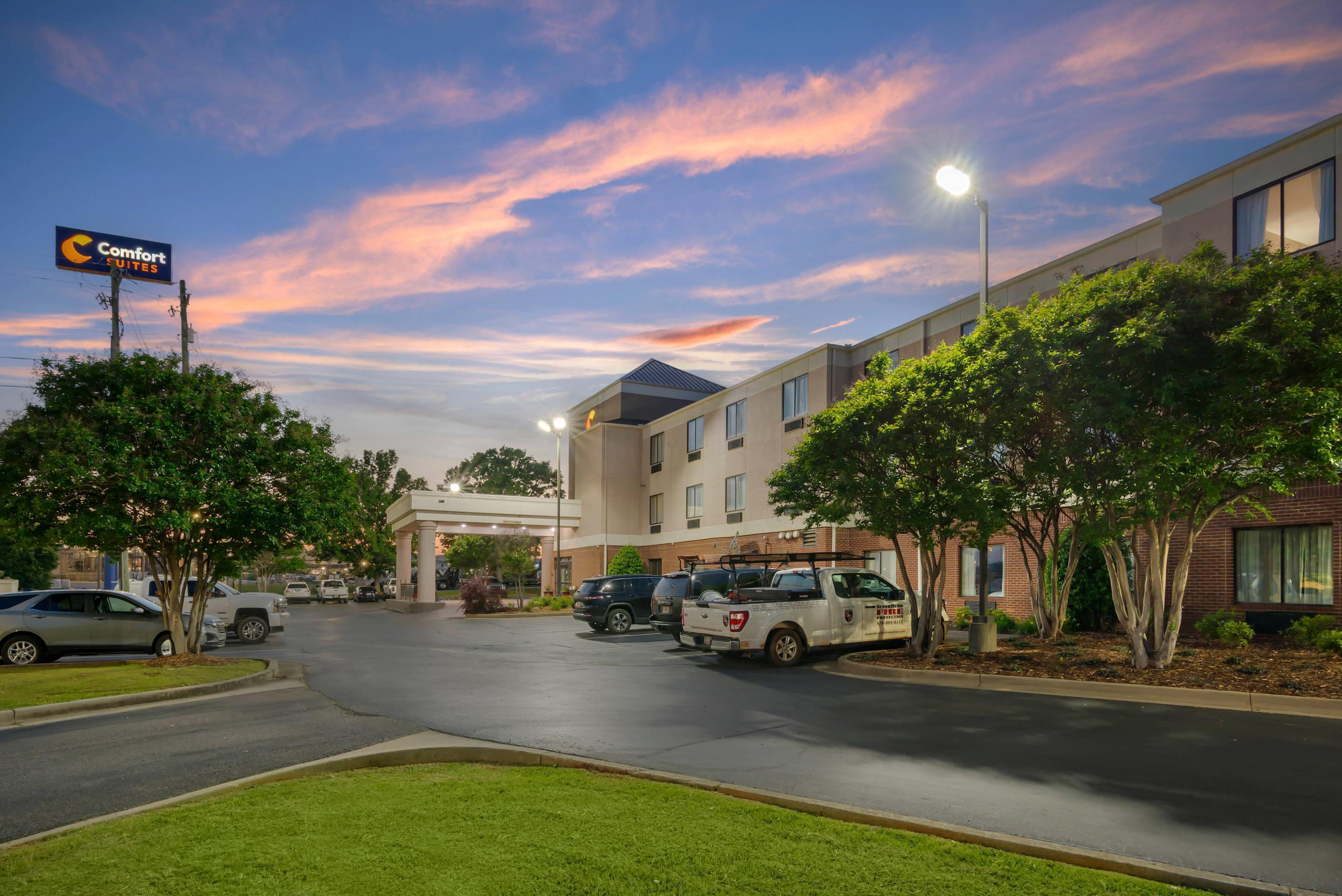 Vista Exterior Comfort Suites Oxford I-20 exit 188