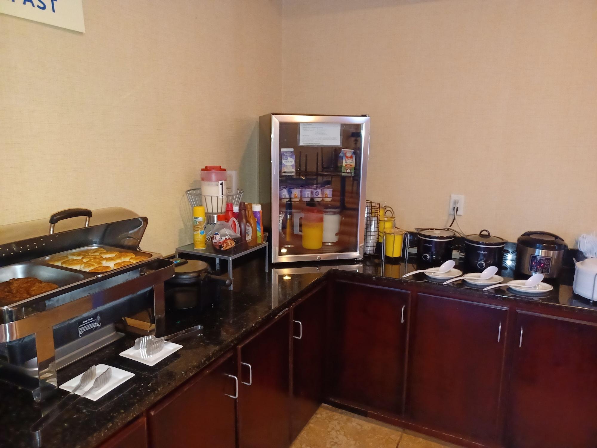 Restaurant Days Inn by Wyndham Semmes/Mobile