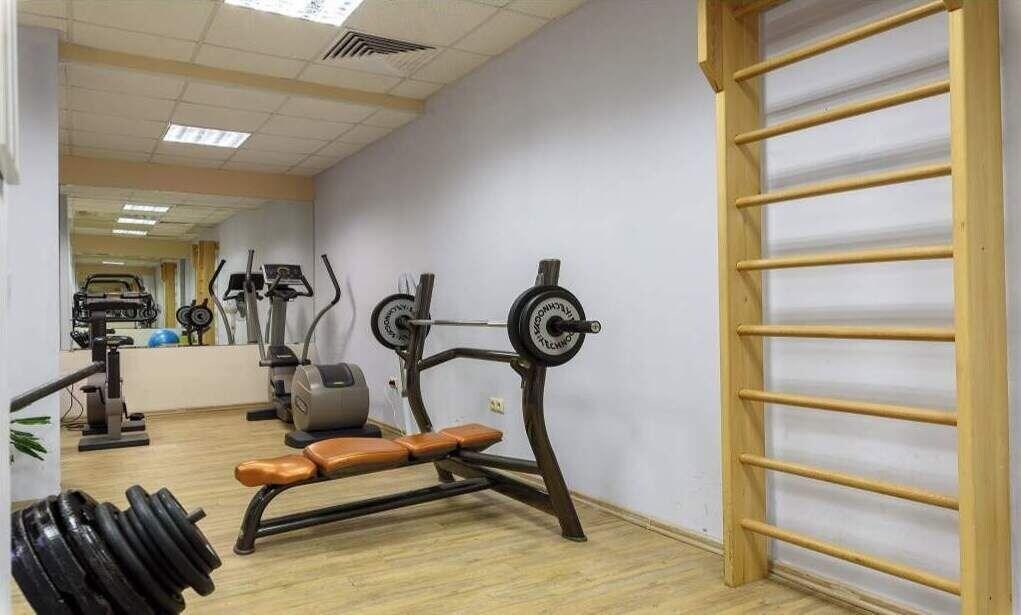 Gimnasio Grand Royale Apartment Complex & Spa