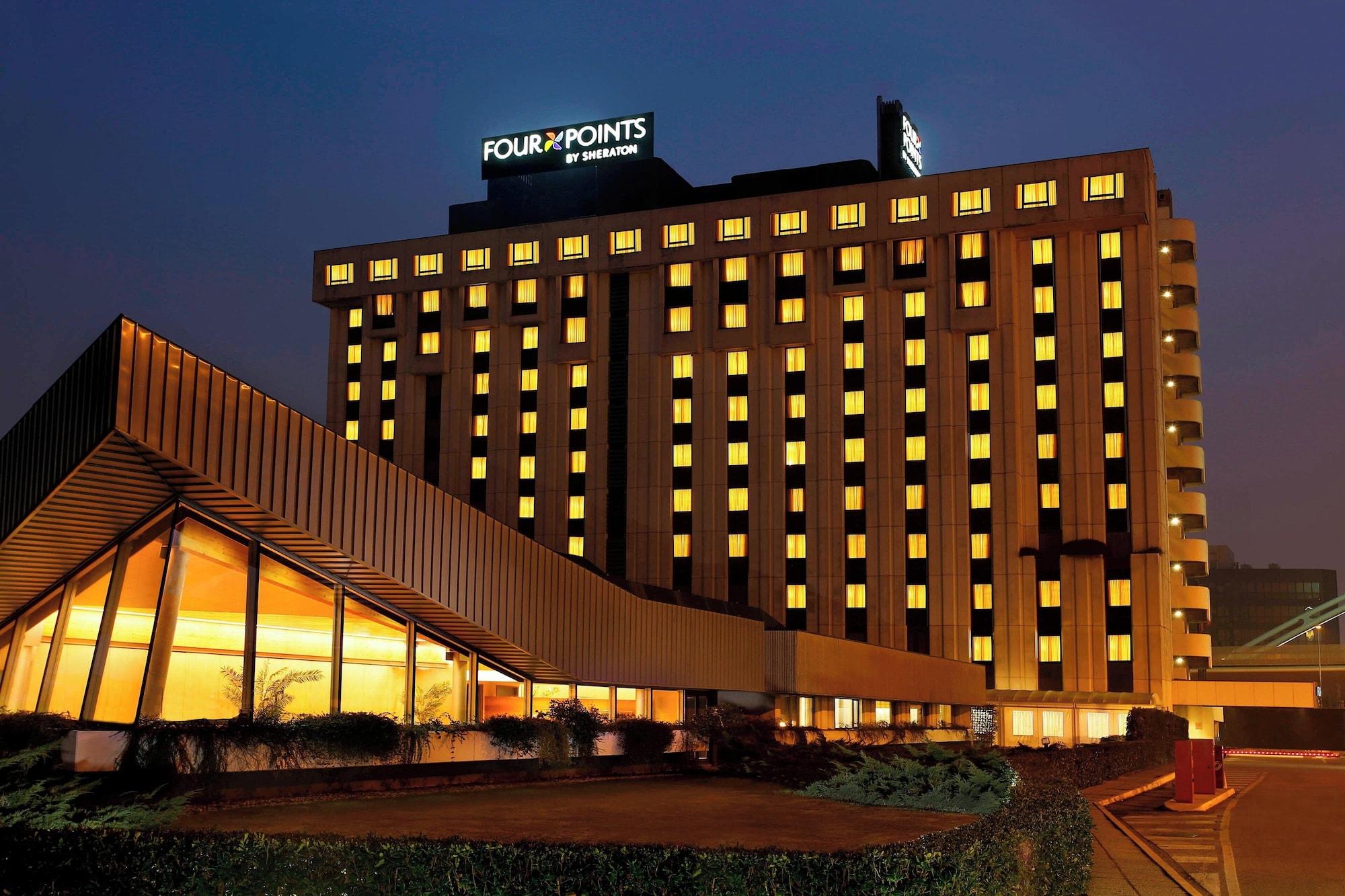 Vista Exterior Four Points by Sheraton Padova