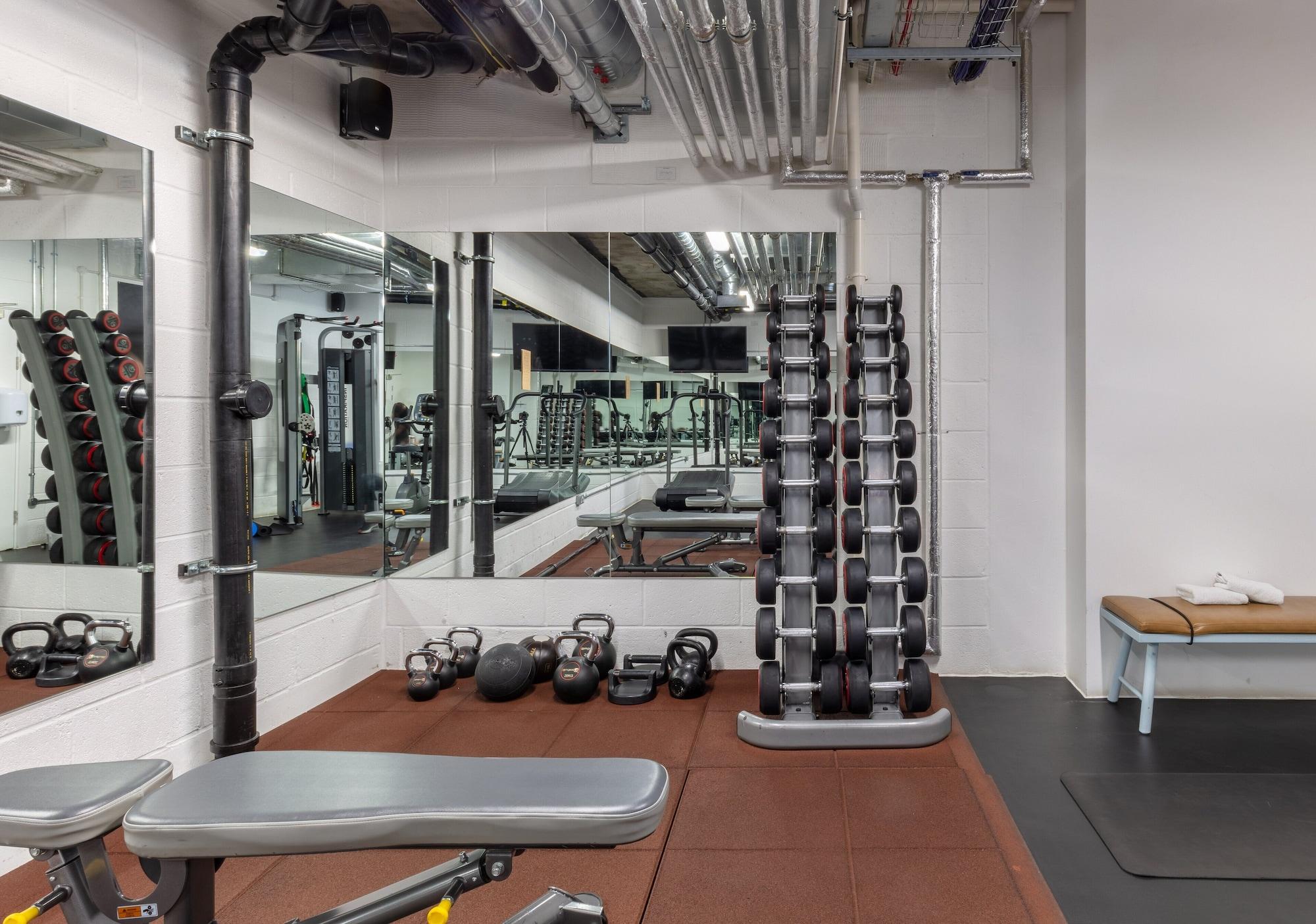 Gimnasio Leman Locke