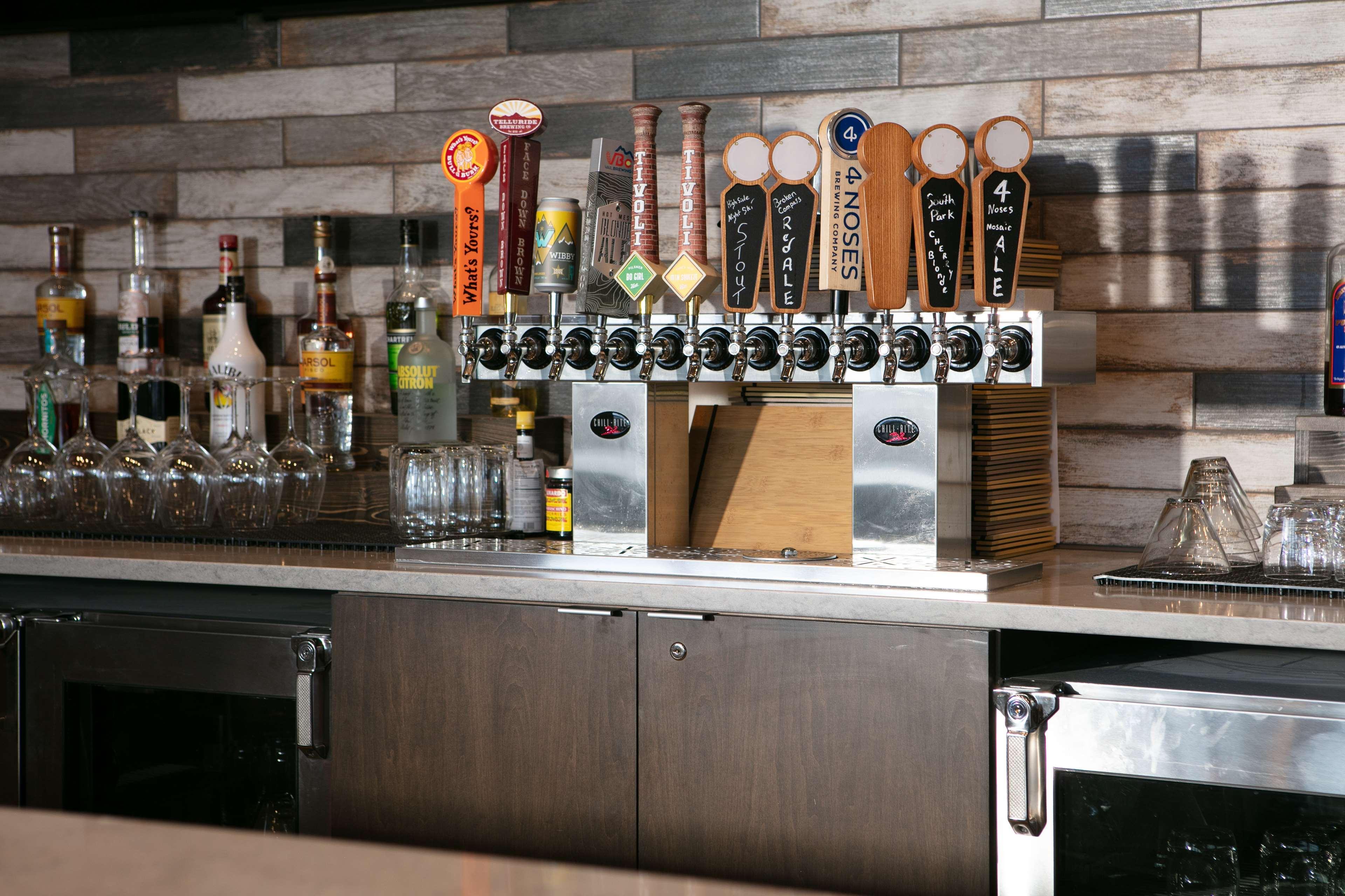 Bar/Salón Homewood Suites by Hilton Dillon